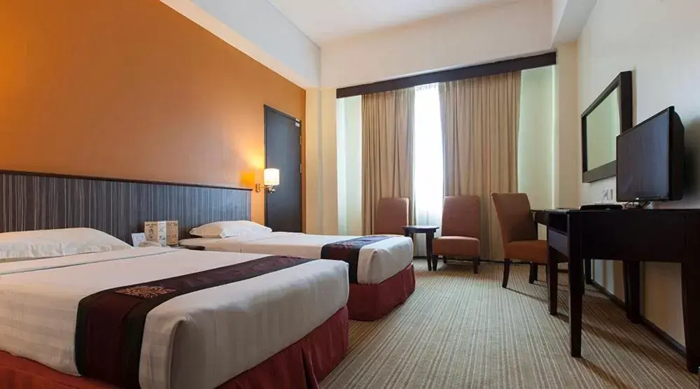 Bed in Hotel Seri Malaysia Lawas