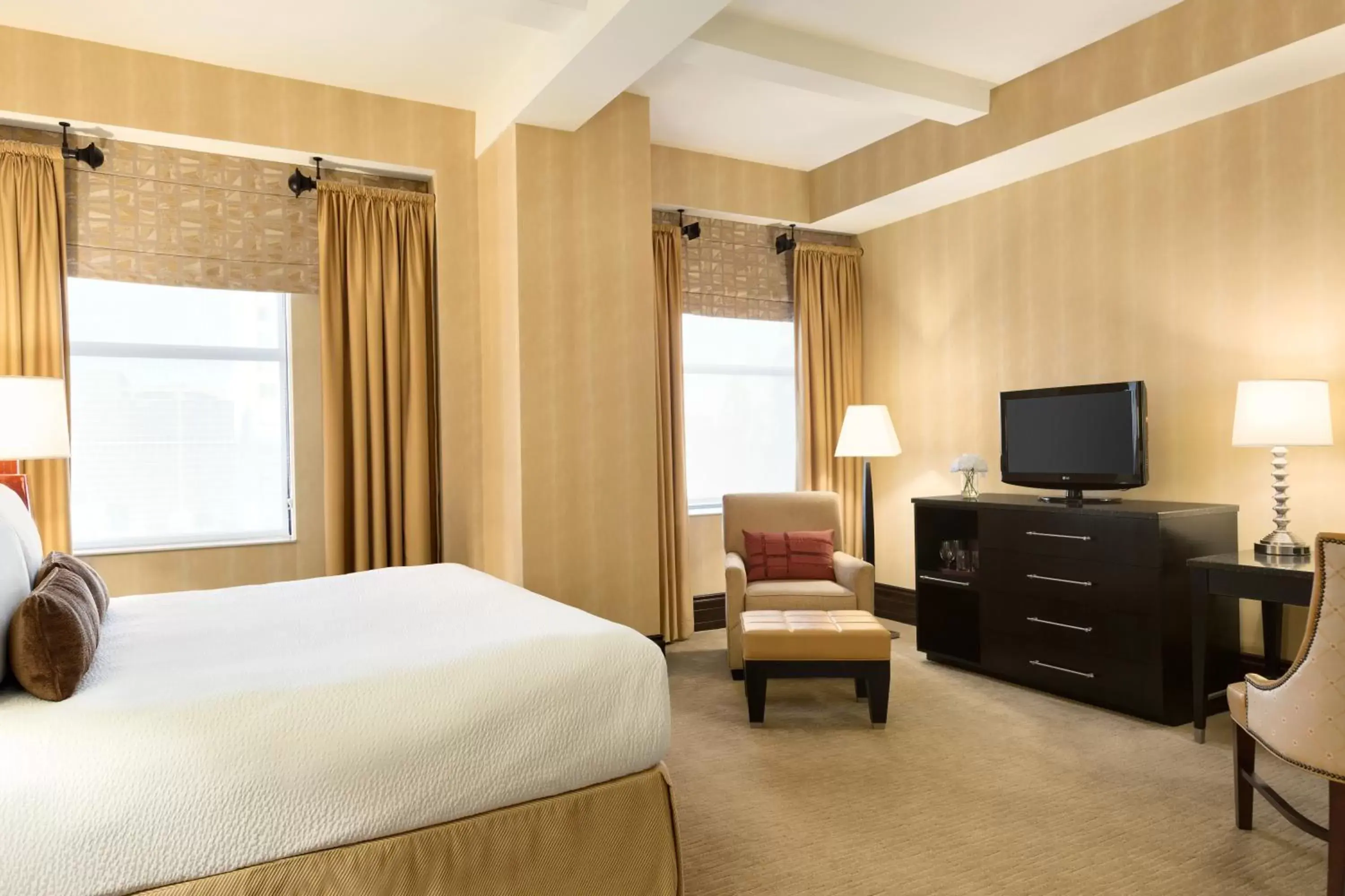 Photo of the whole room, Bed in Hotel Du Pont Photo of the whole room, Bed in Hotel Du Pont