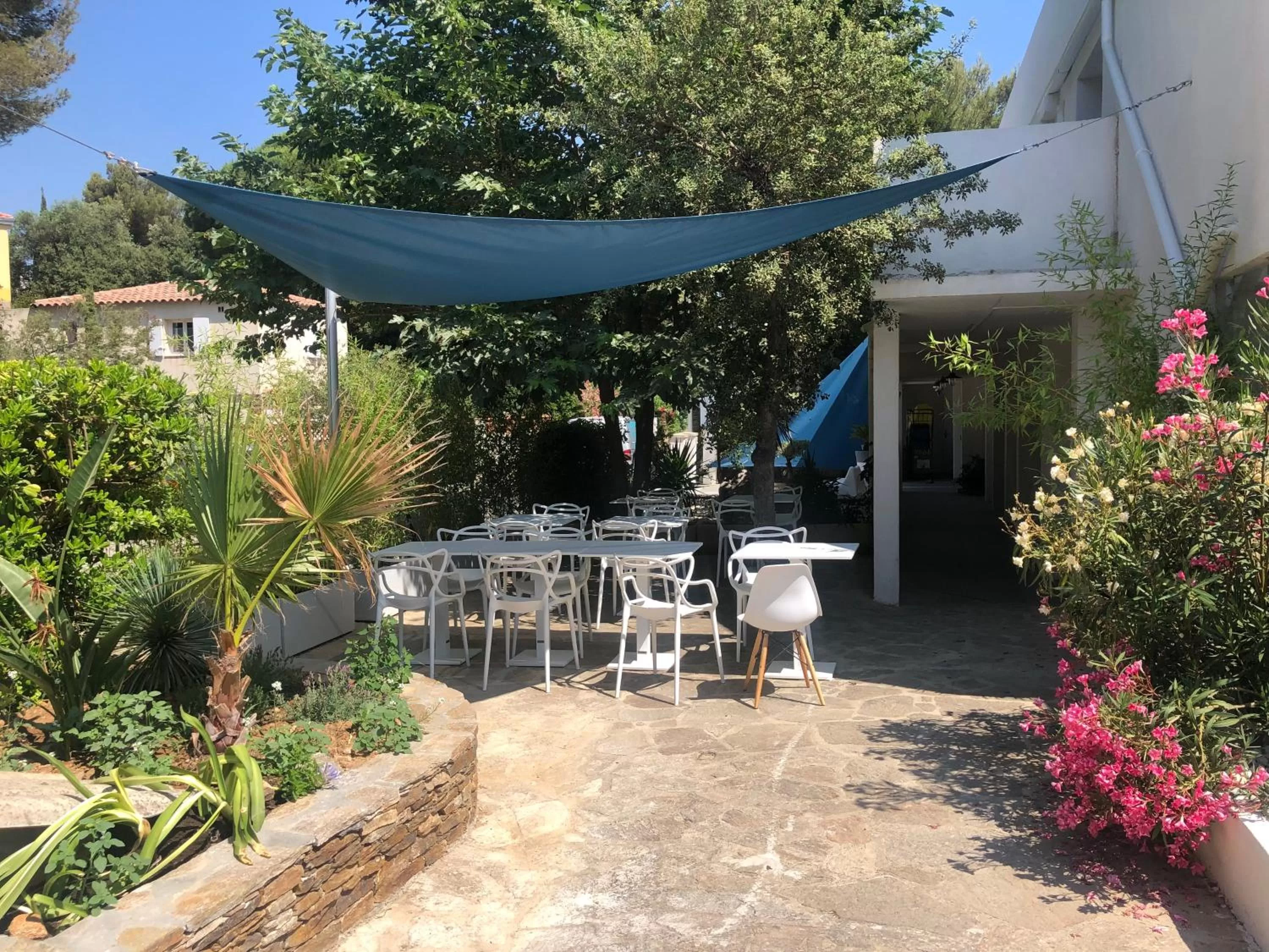 Dining area in Hotel La Voile