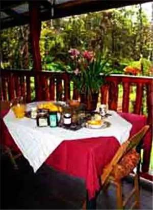 Food close-up, Restaurant/Places to Eat in Aloha Crater Lodge