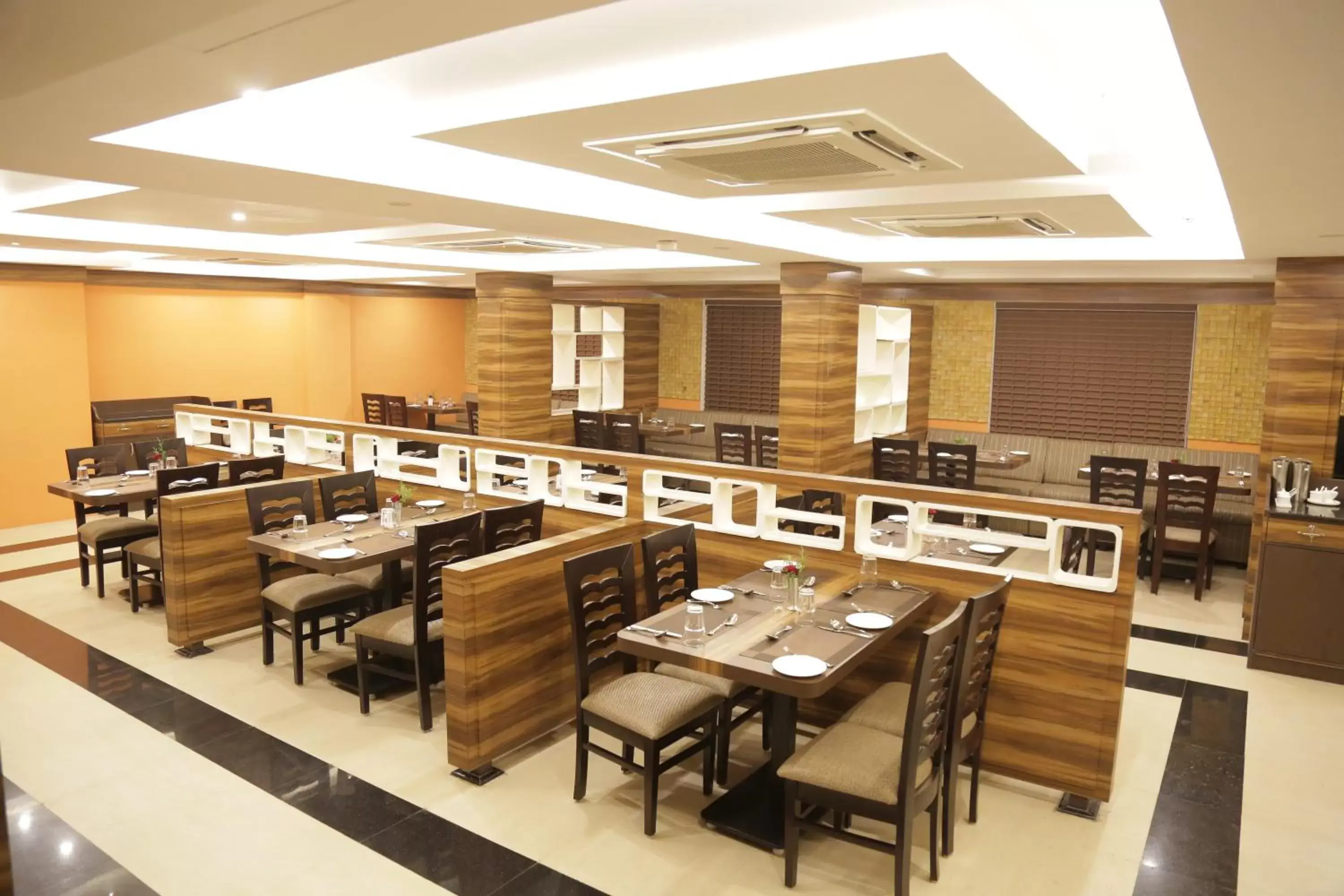 Restaurant/places to eat in Rangalaya Royal Restaurant/places to eat in Rangalaya Royal