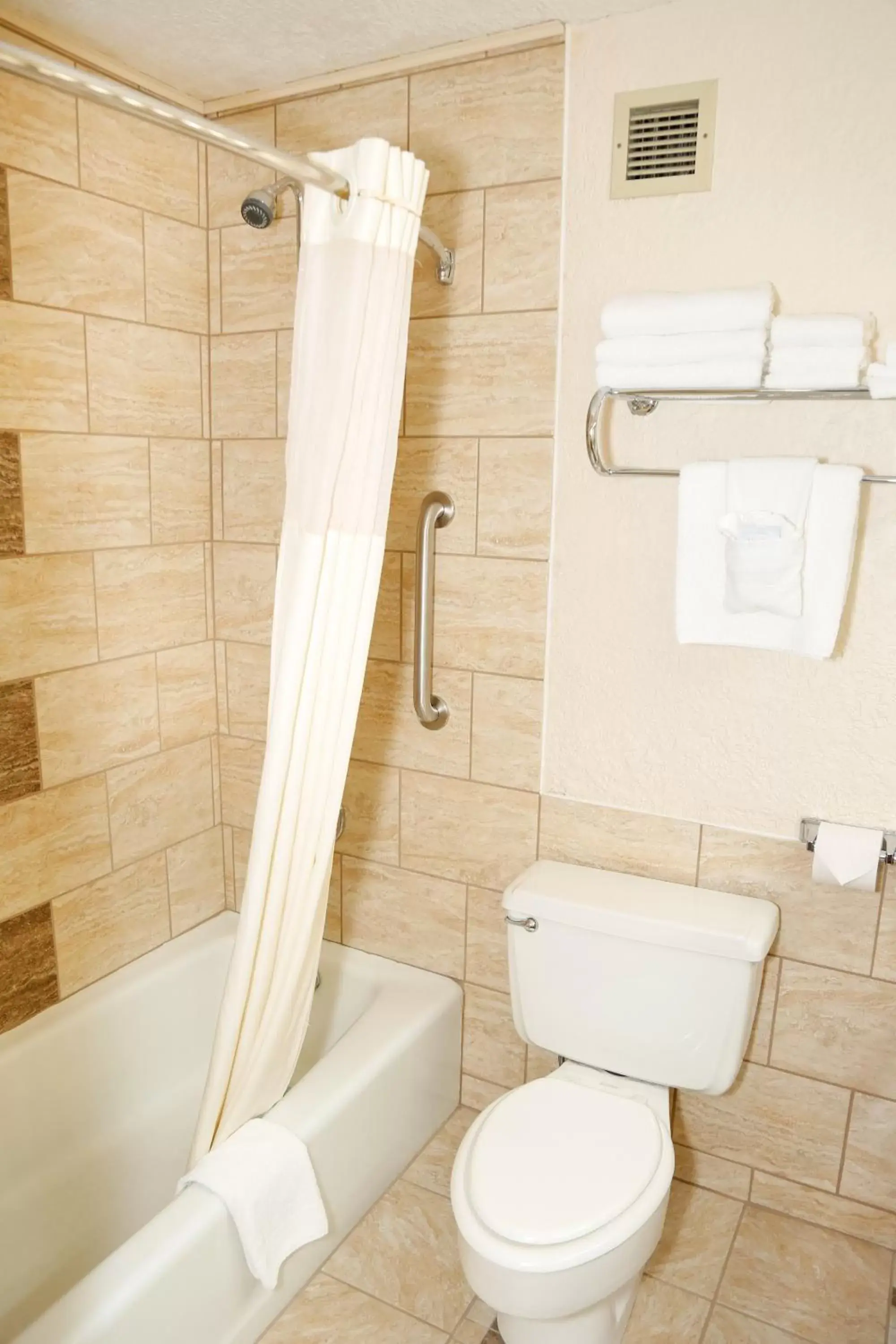 Bathroom in Billings Hotel & Convention Center