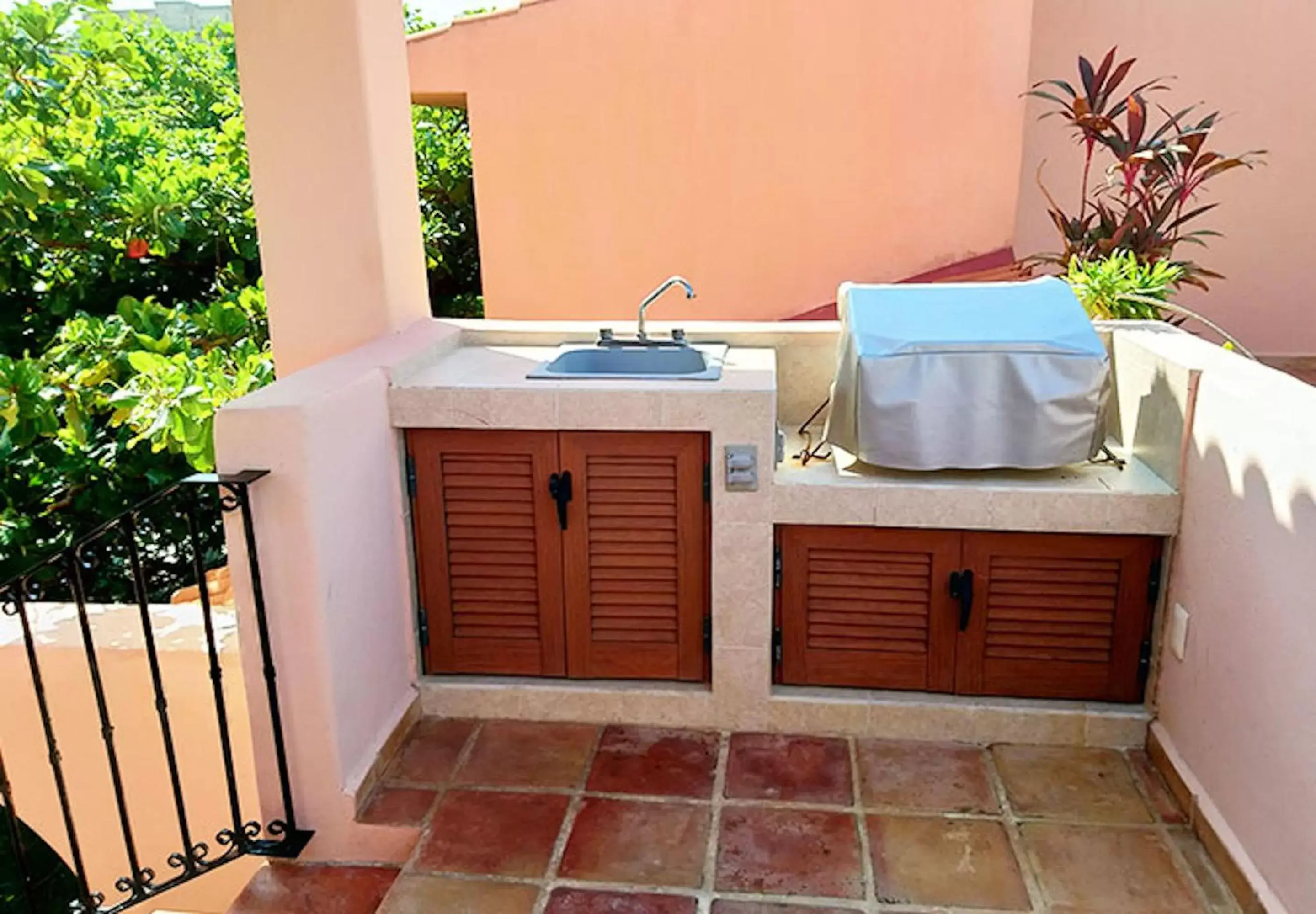 BBQ facilities in Acanto Hotel Playa del Carmen, Trademark Collection by Wyndham