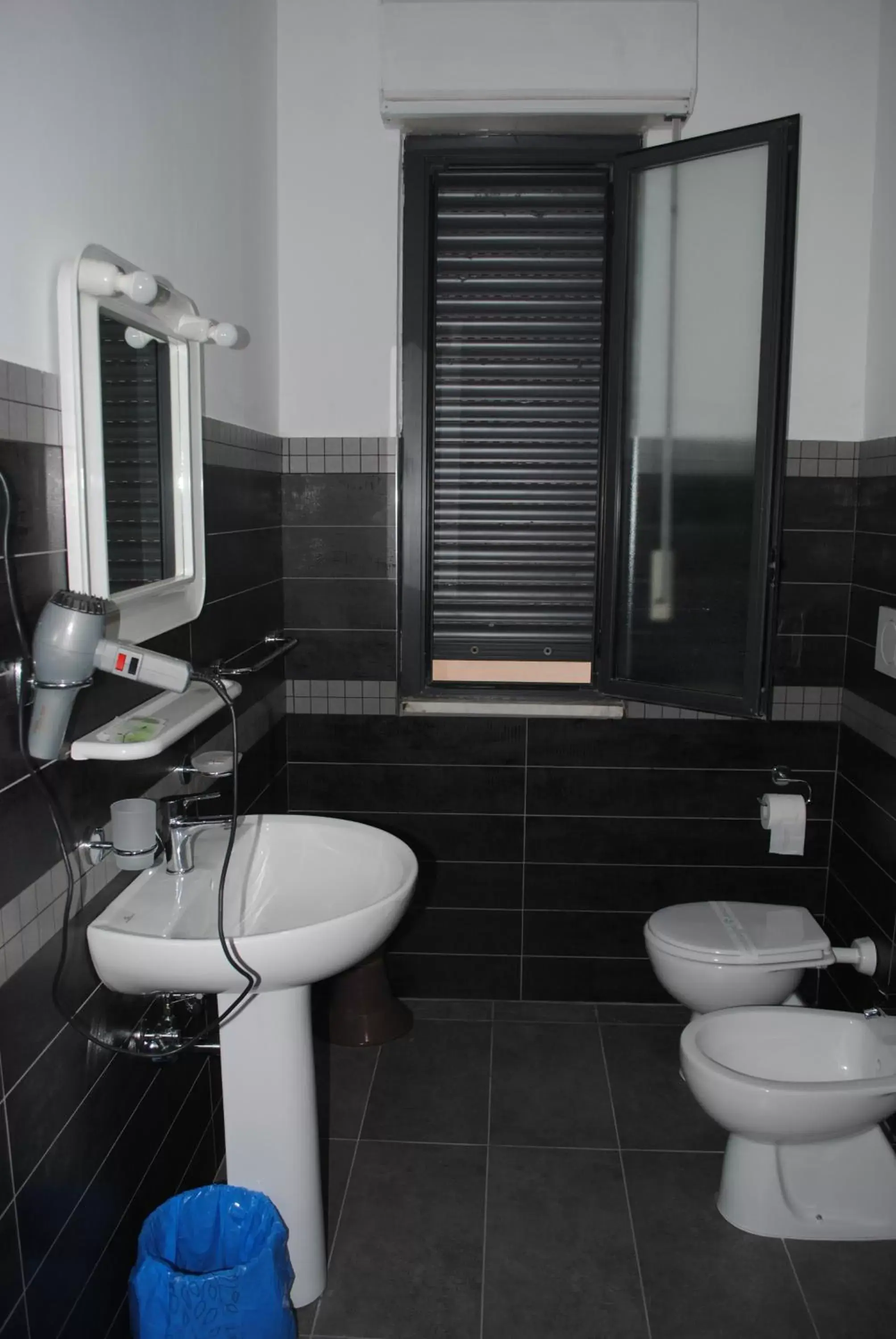 Bathroom in Hotel South Paradise