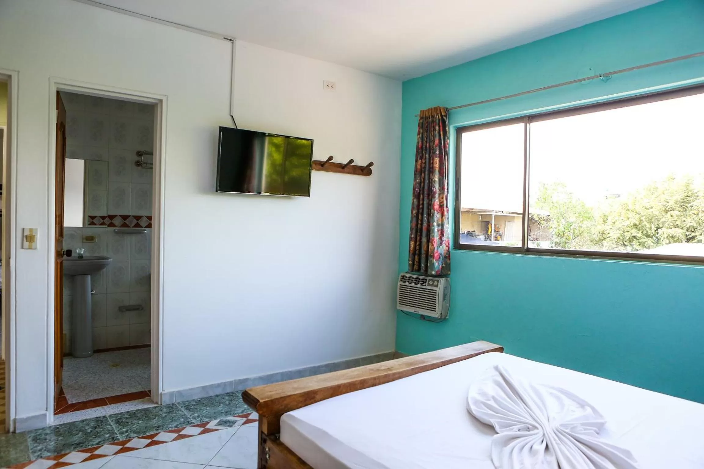 Bedroom, Bed in Hotel Anamichu Suites