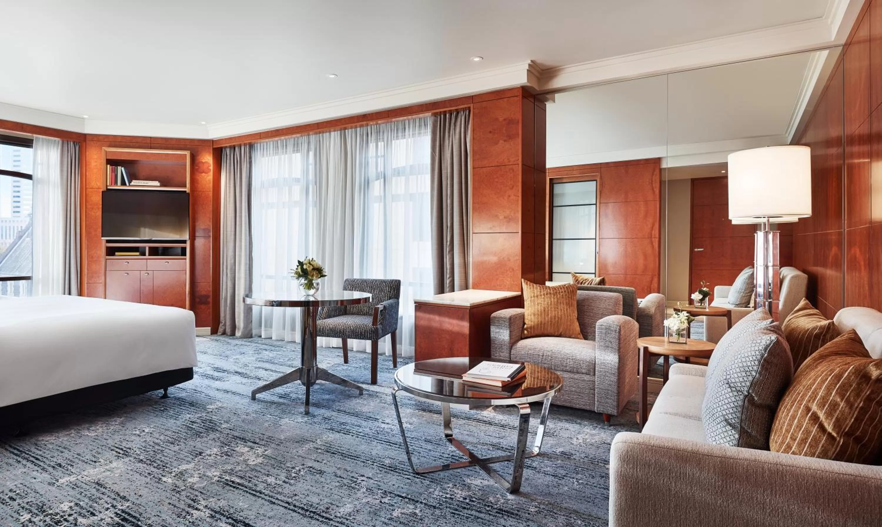 Living room, Bed in Park Hyatt Melbourne