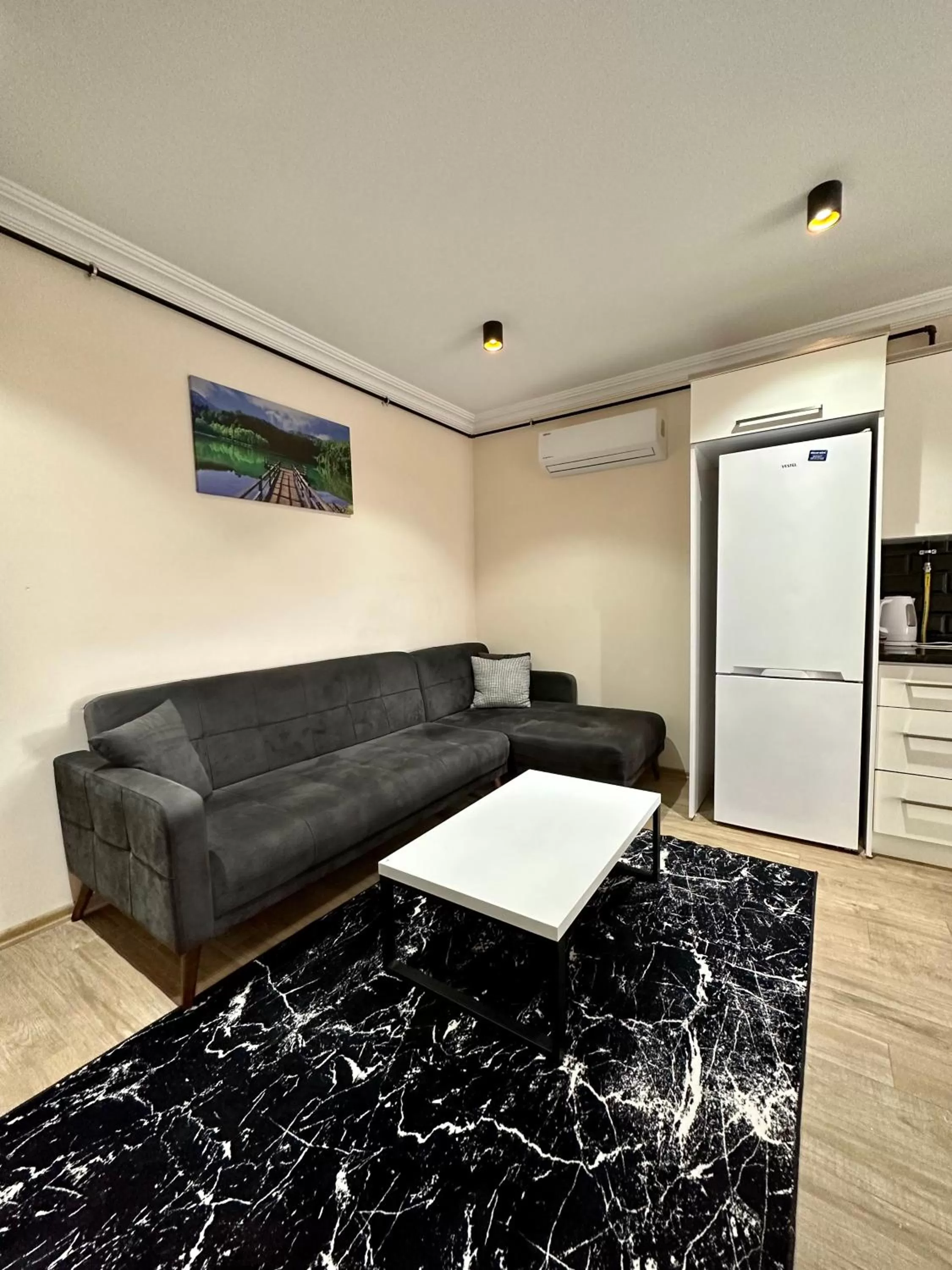 Living room in White House Apart