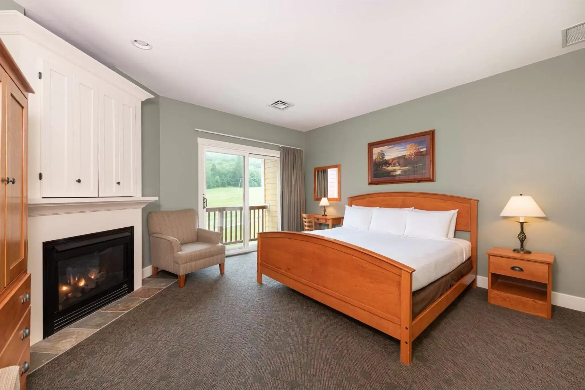 Photo of the whole room, Bed in Jackson Gore Village on Okemo Mountain