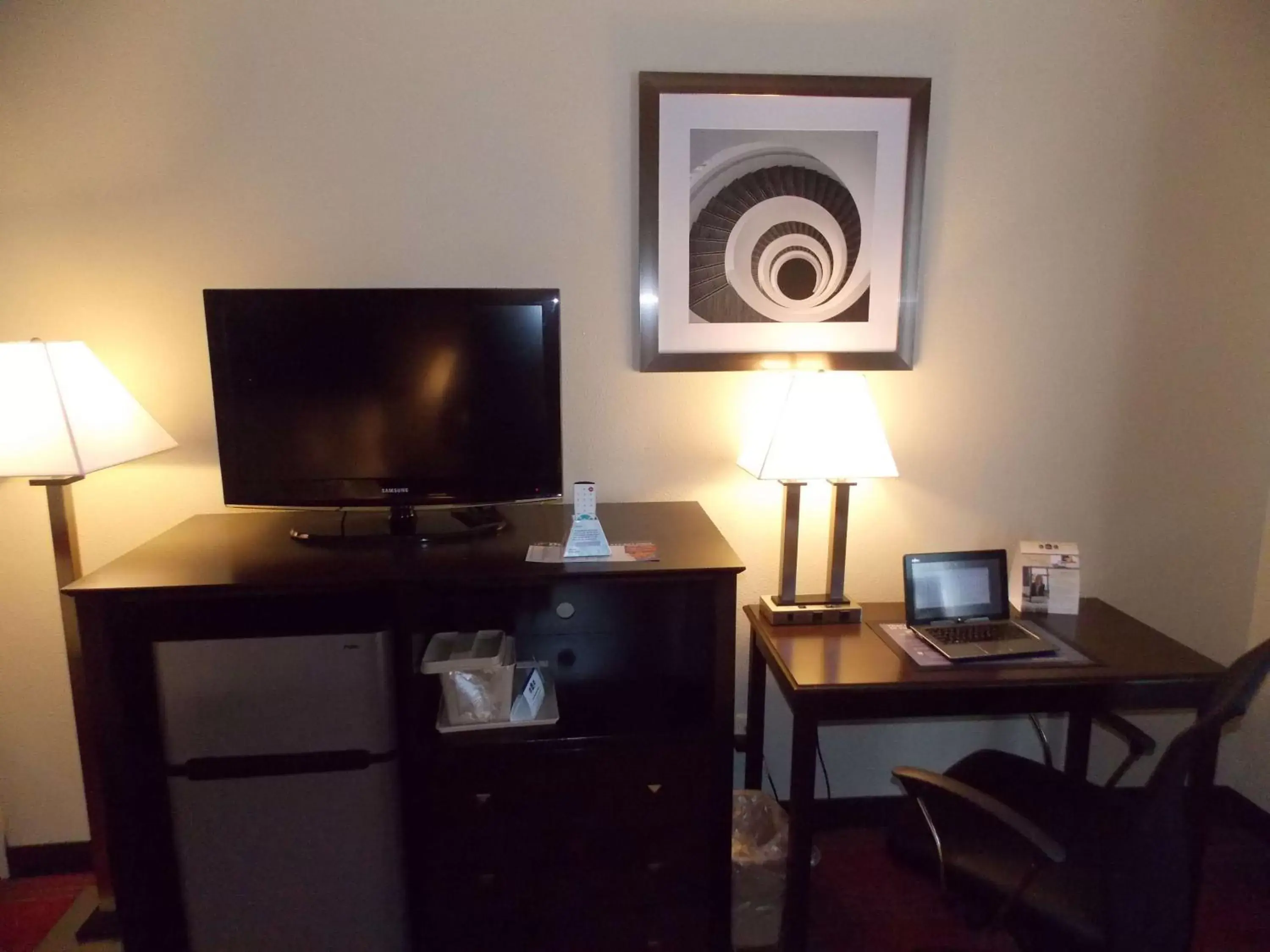 King Room - Non-Smoking in Best Western Springfield West Inn King Room - Non-Smoking in Best Western Springfield West Inn