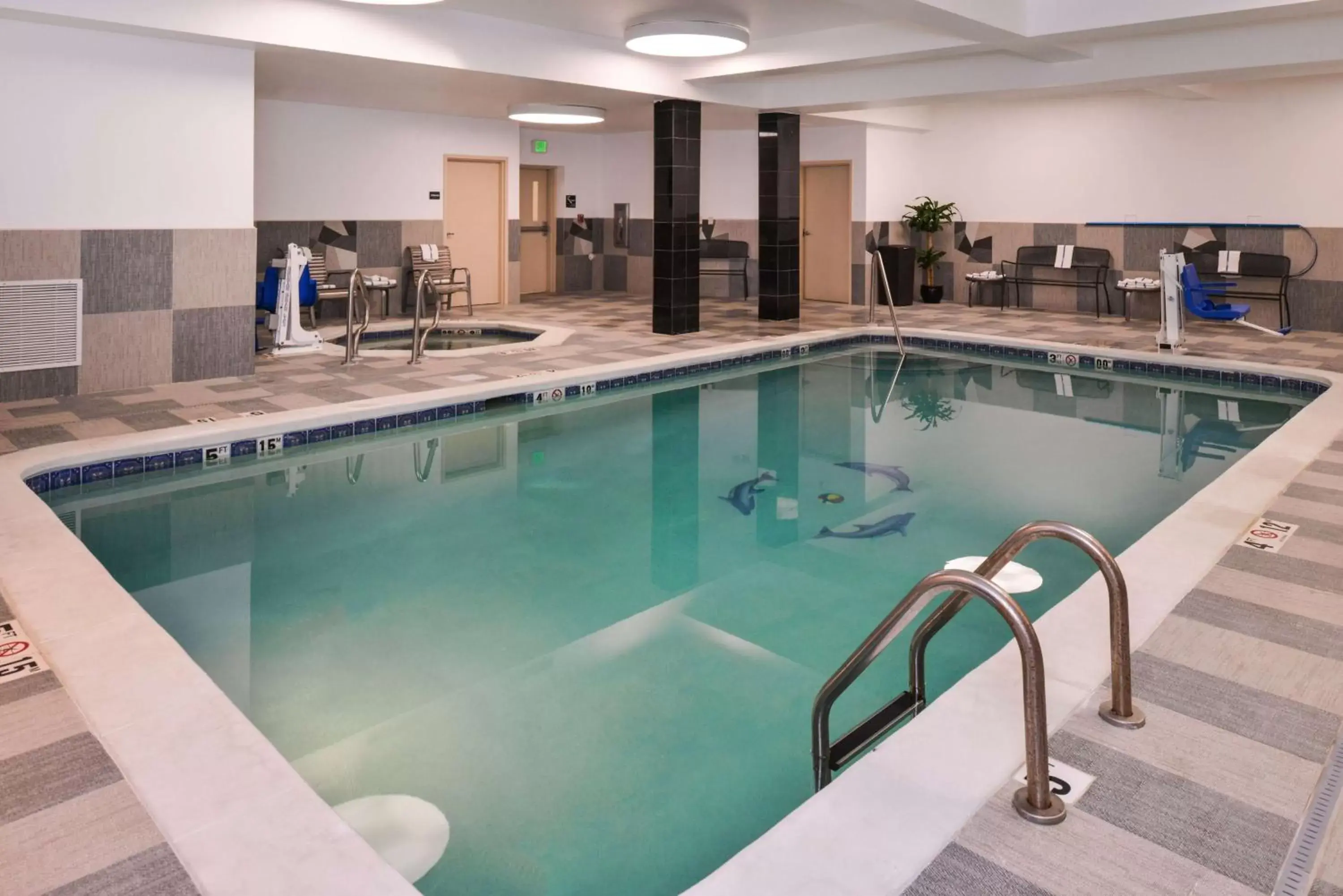 Pool view, Swimming Pool in Hampton Inn & Suites Denver-Speer Boulevard