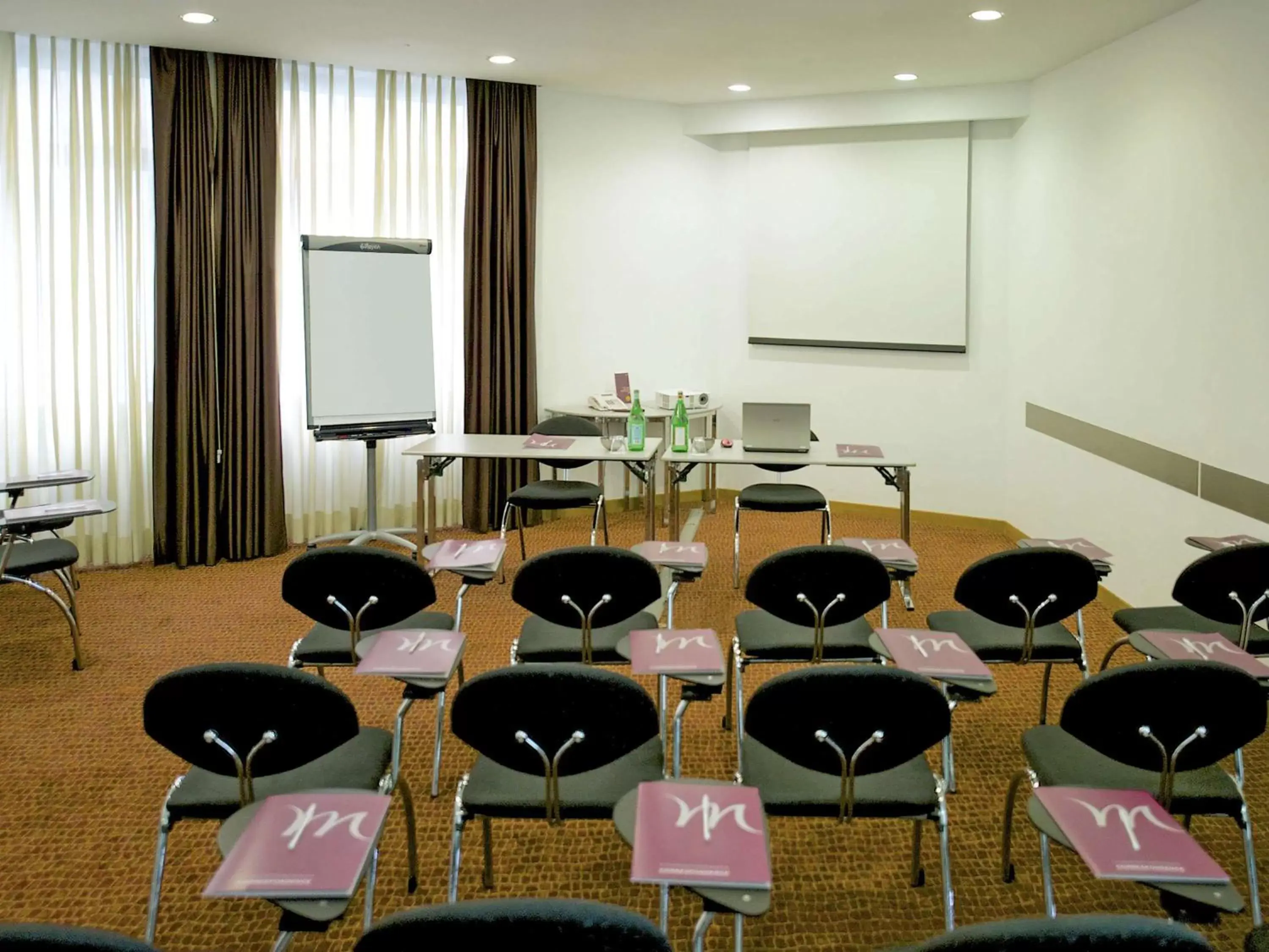 Meeting/conference room in Mercure Roma Piazza Bologna