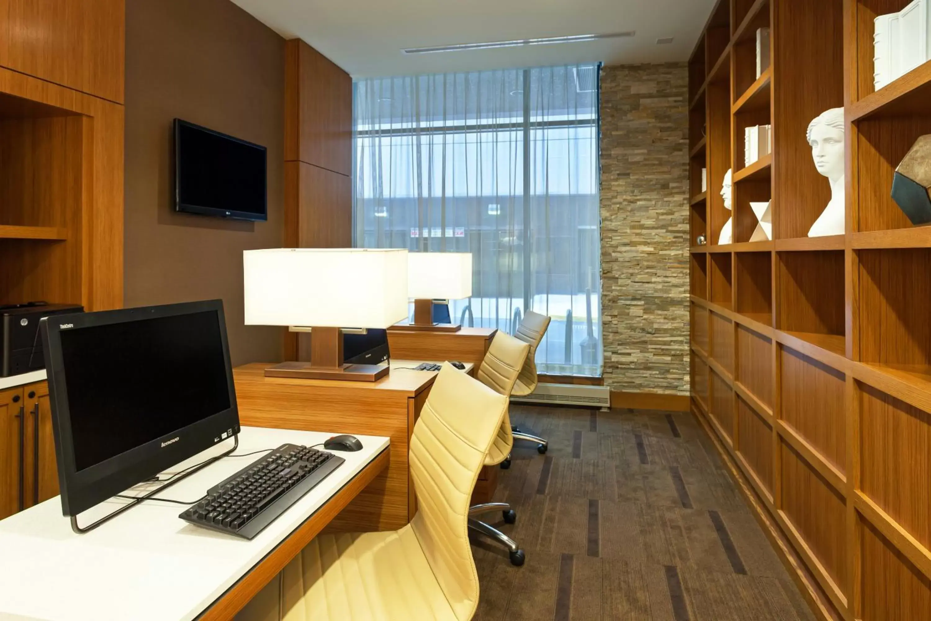 Business facilities, TV/Entertainment Center in Hyatt Place Bloomington Indiana