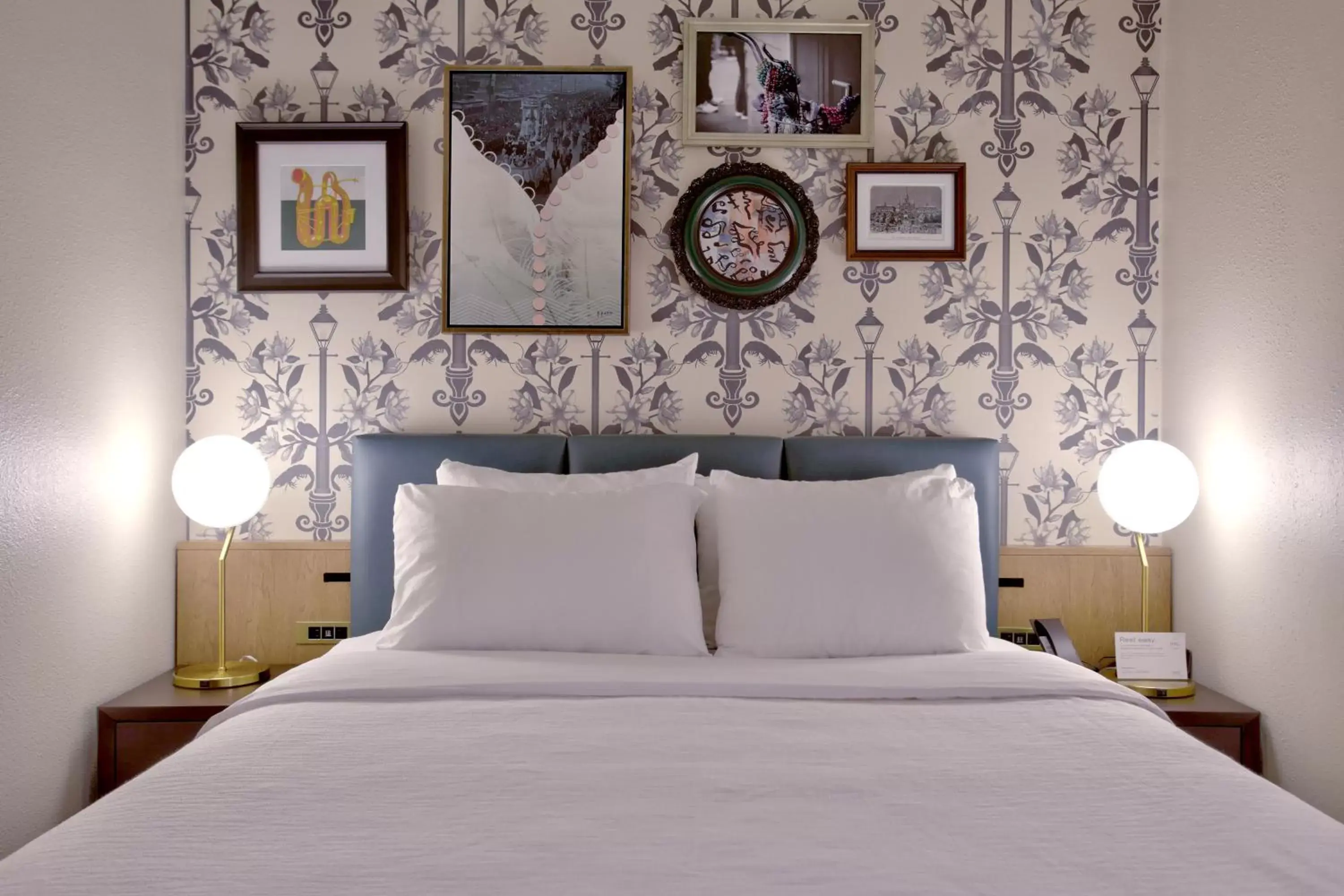 Standard Queen Room - Communications Accessible in Hotel Indigo New Orleans - French Quarter by IHG Standard Queen Room - Communications Accessible in Hotel Indigo New Orleans - French Quarter by IHG