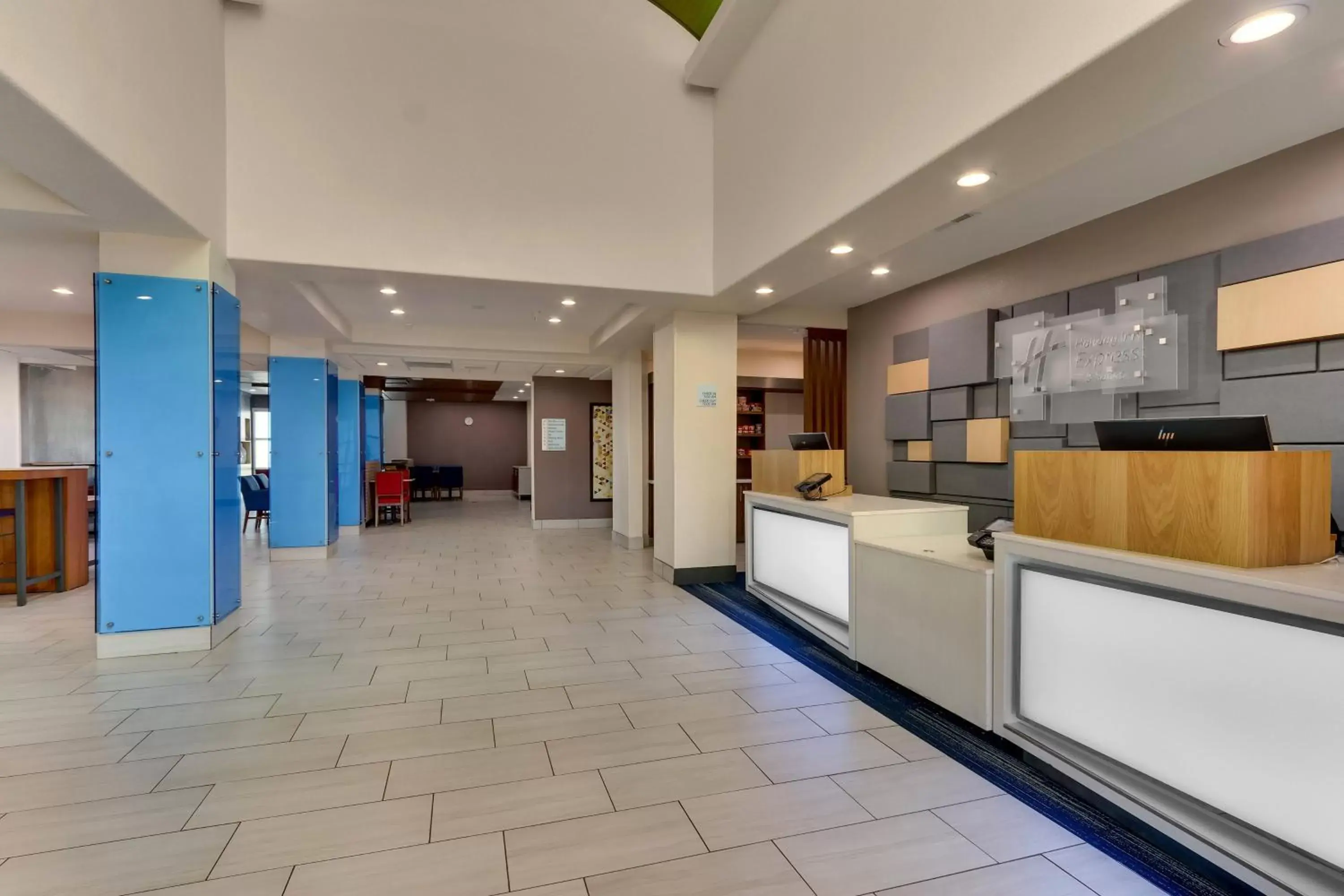 Property building, Lobby/Reception in Holiday Inn Express Lake Worth NW Loop 820, an IHG Hotel