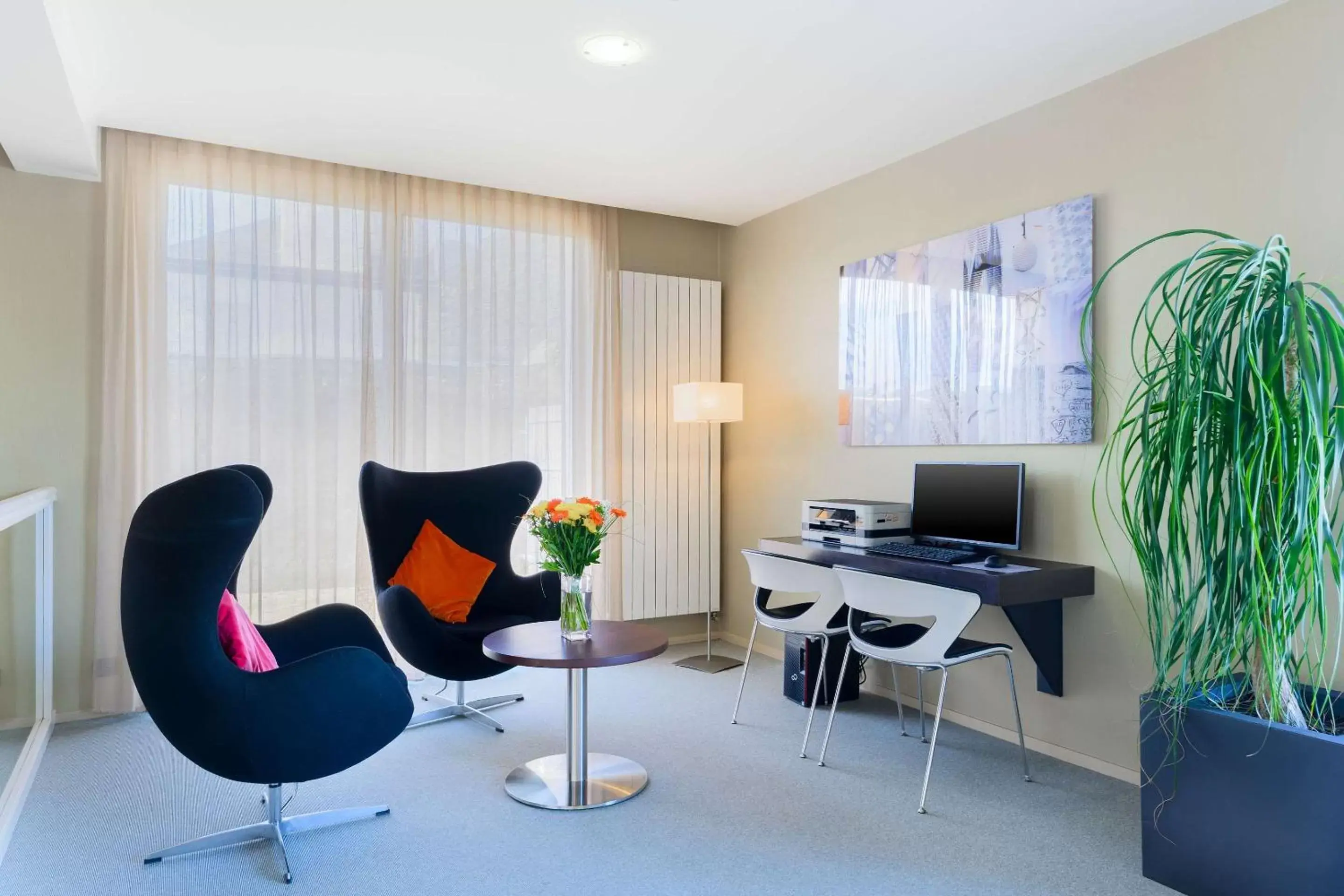 Lobby or reception, Seating Area in Quality Hotel La Marebaudière Vannes Centre