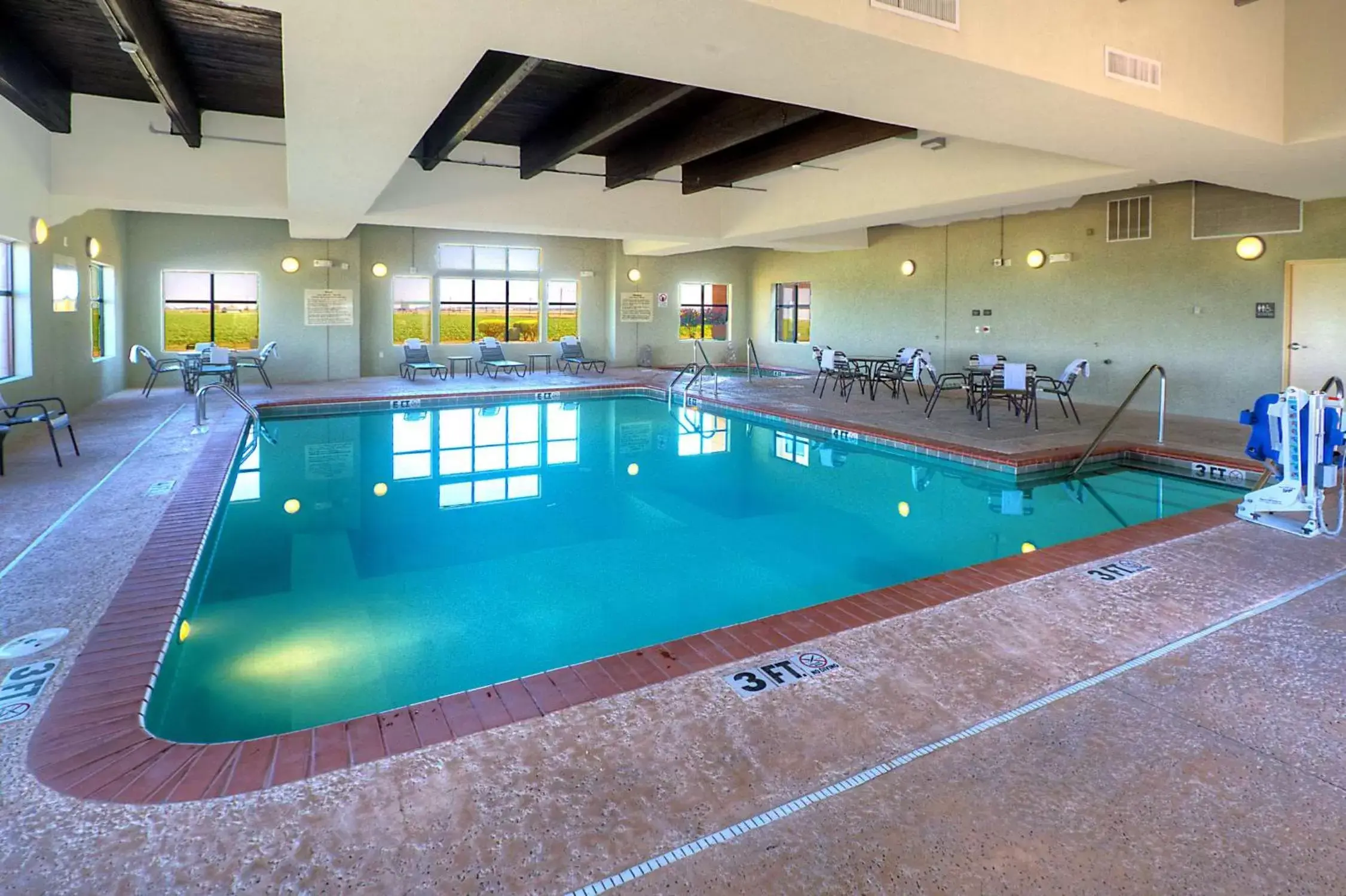 Pool view, Swimming Pool in Hampton Inn & Suites Altus