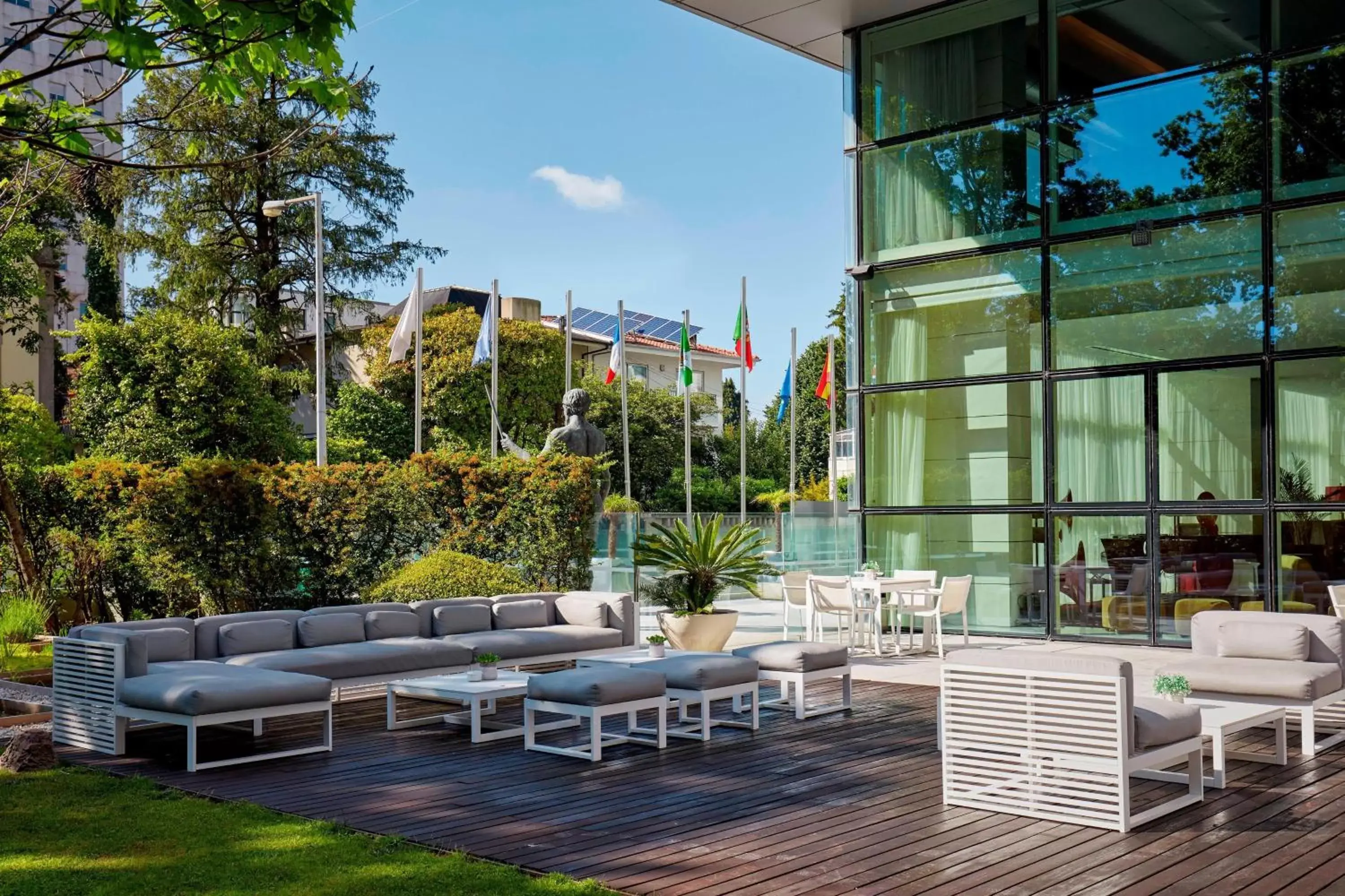 Restaurant/places to eat in Sheraton Porto Hotel & Spa