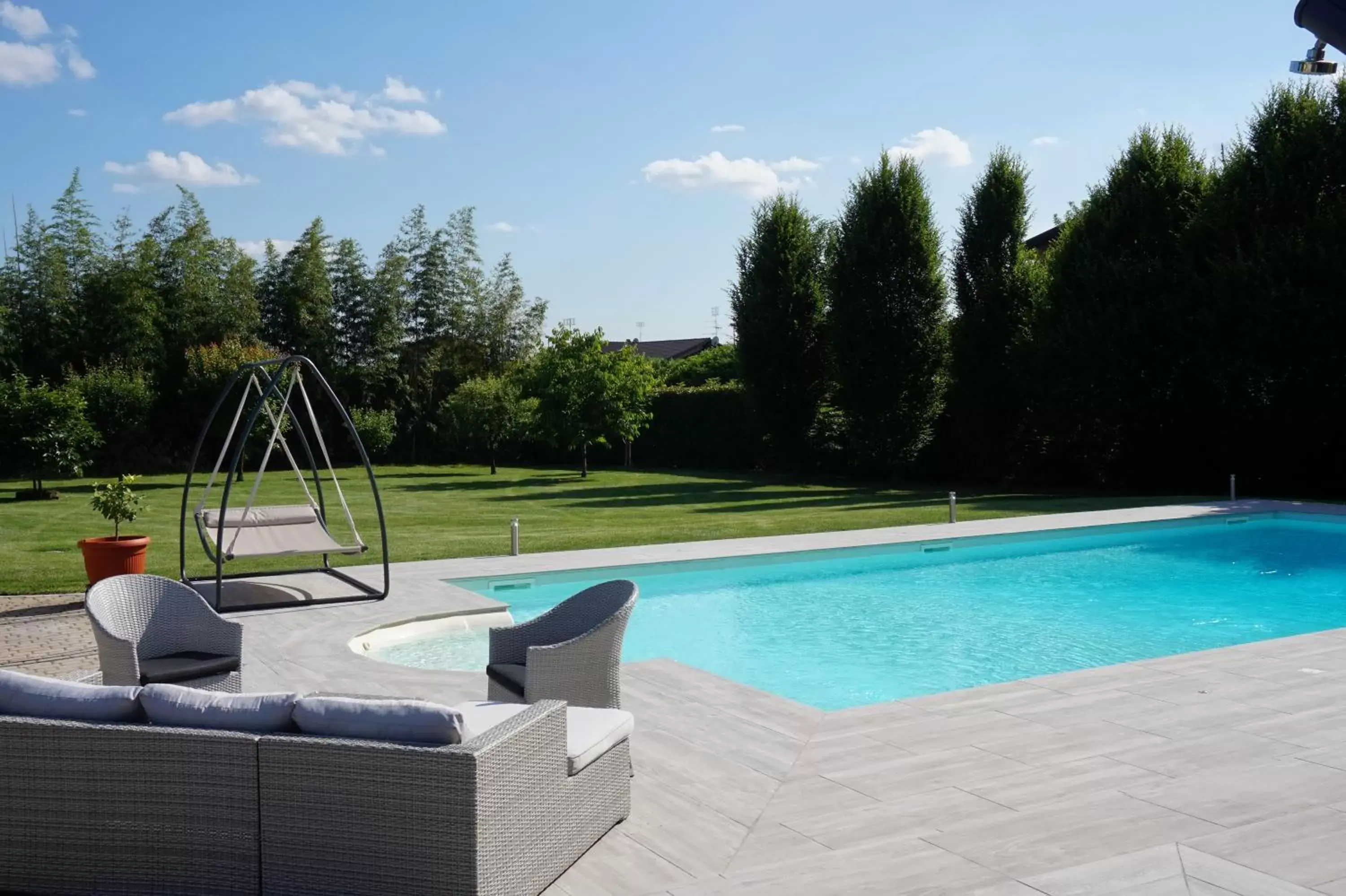 Garden, Swimming Pool in Residence Le Palme