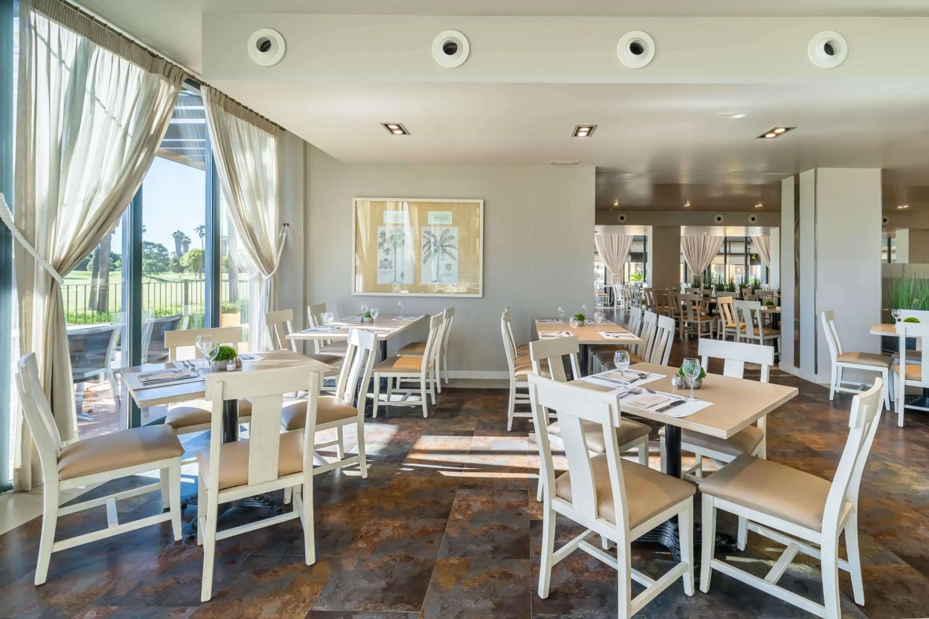 Restaurant/places to eat in Barceló Costa Ballena Golf & Spa