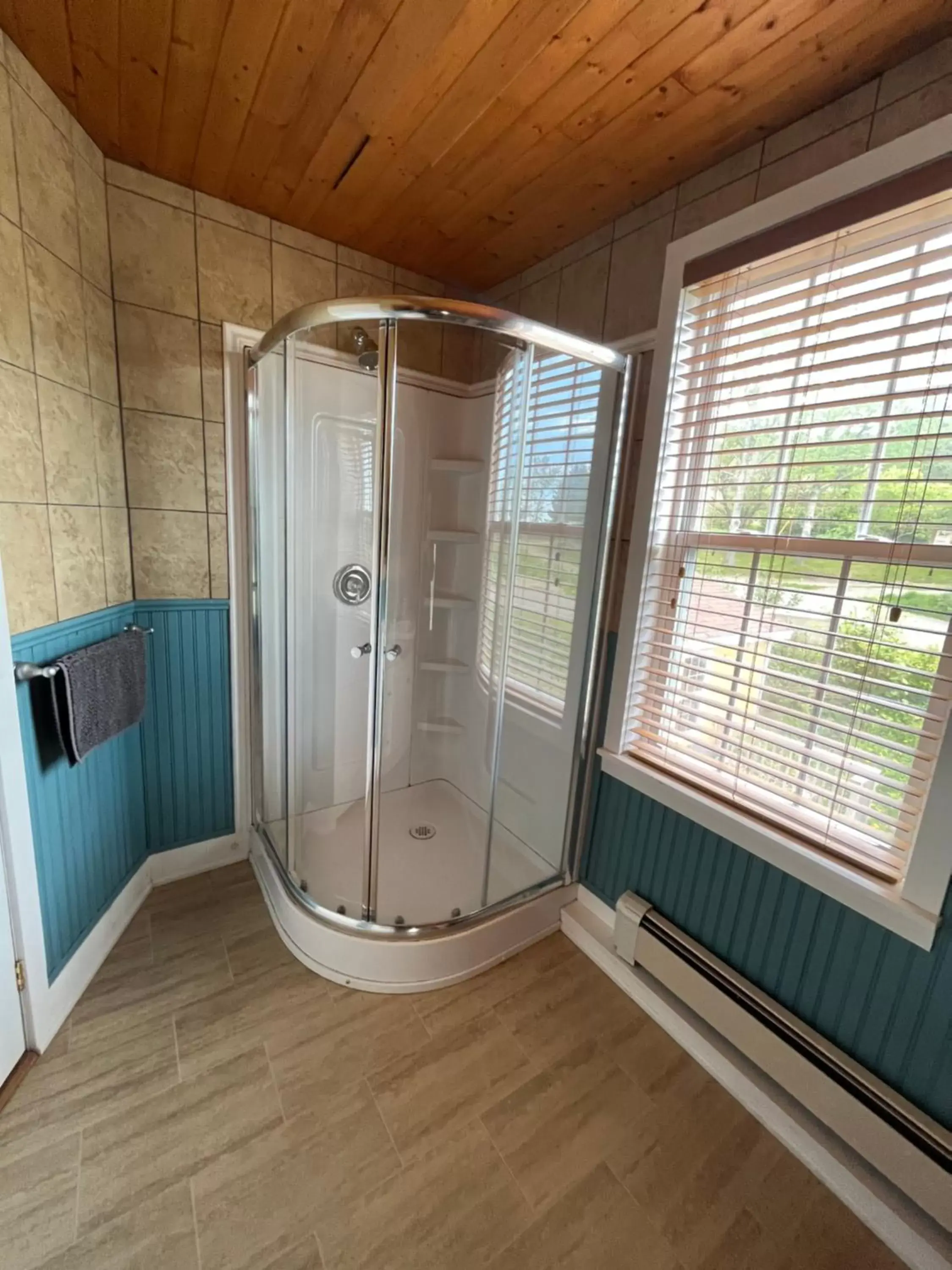 Bathroom in Alma Shore Lane Suites & Cottages