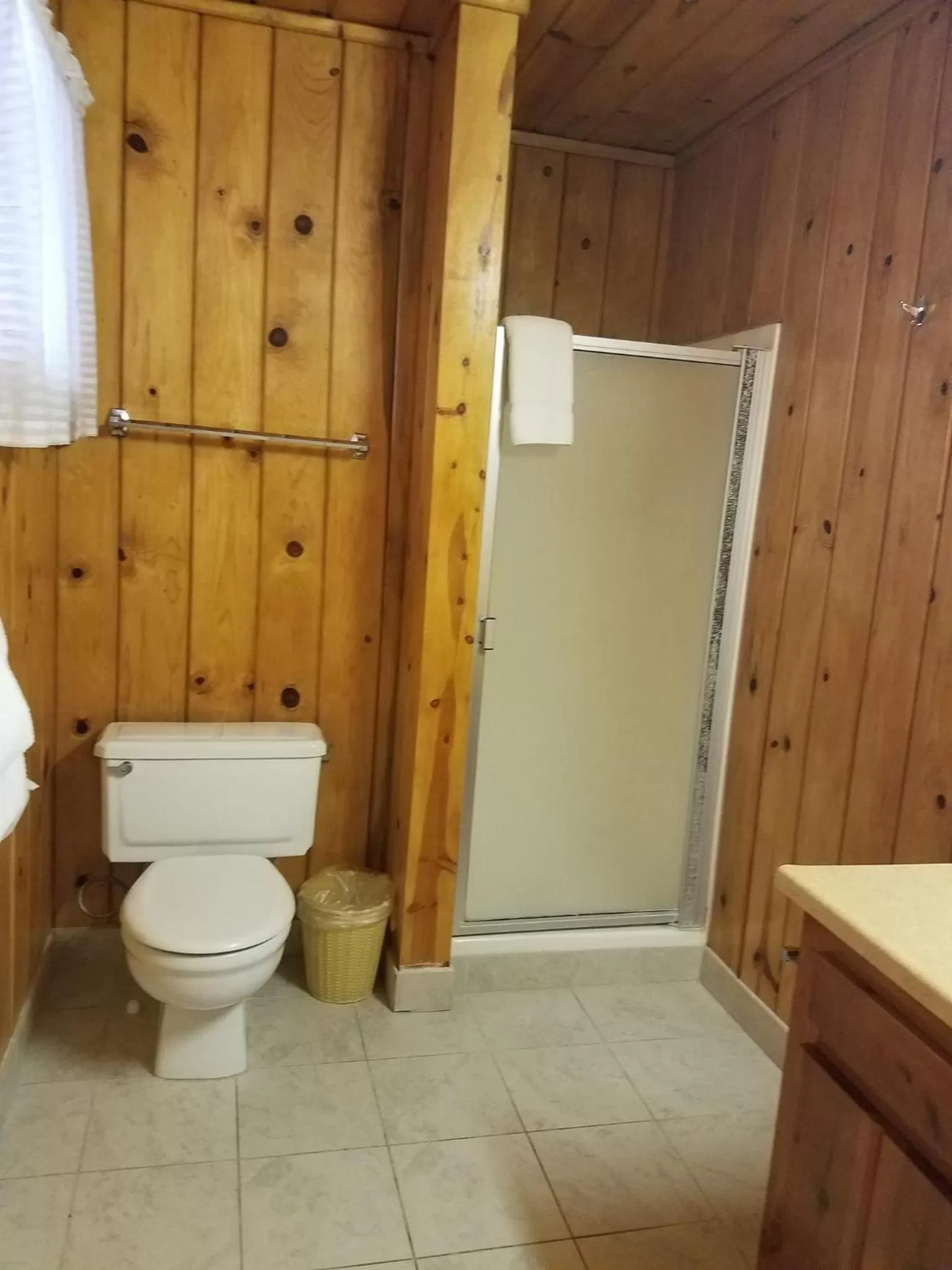 Toilet, Bathroom in Fern River Resort