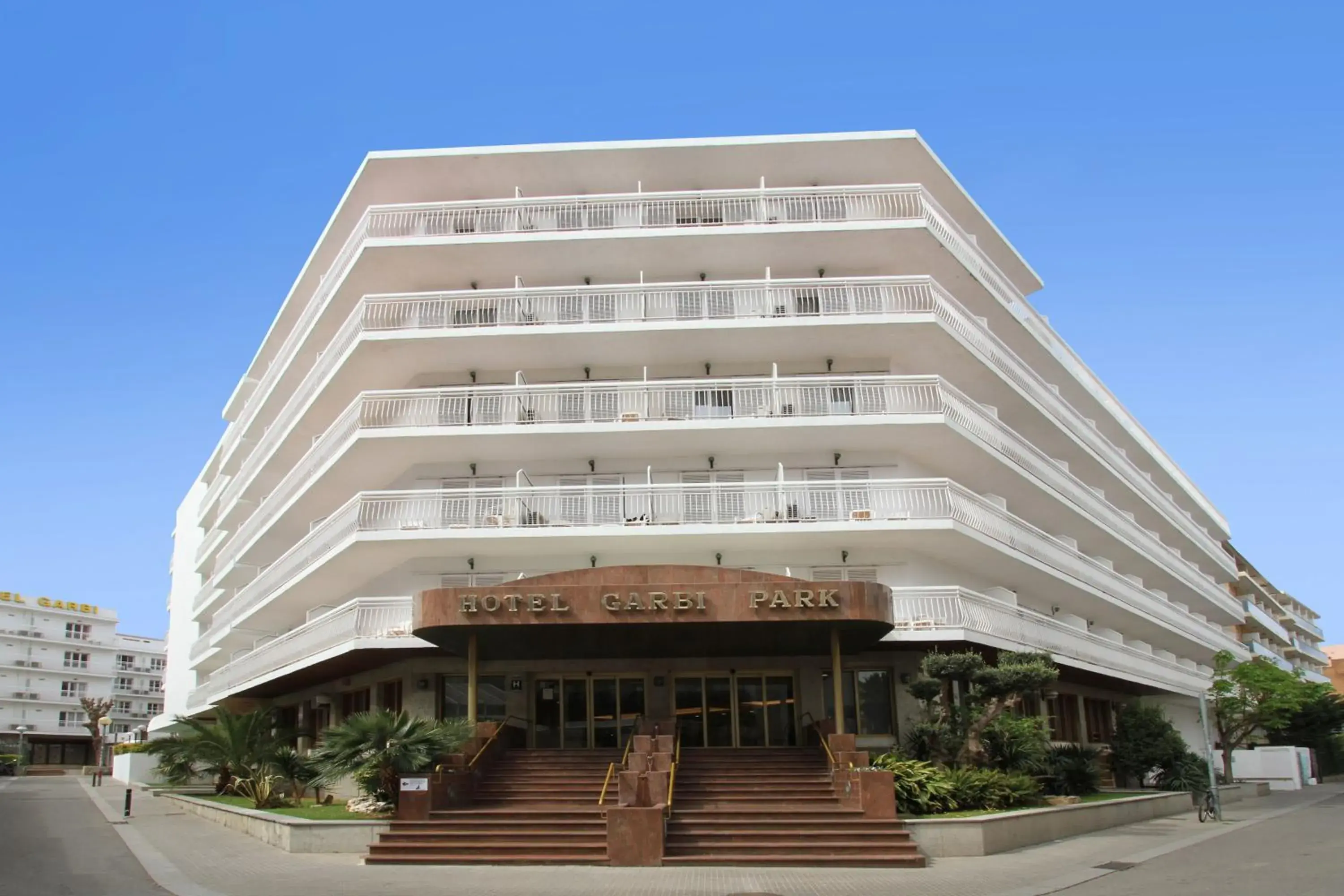 Property Building in Garbi Park Lloret Hotel