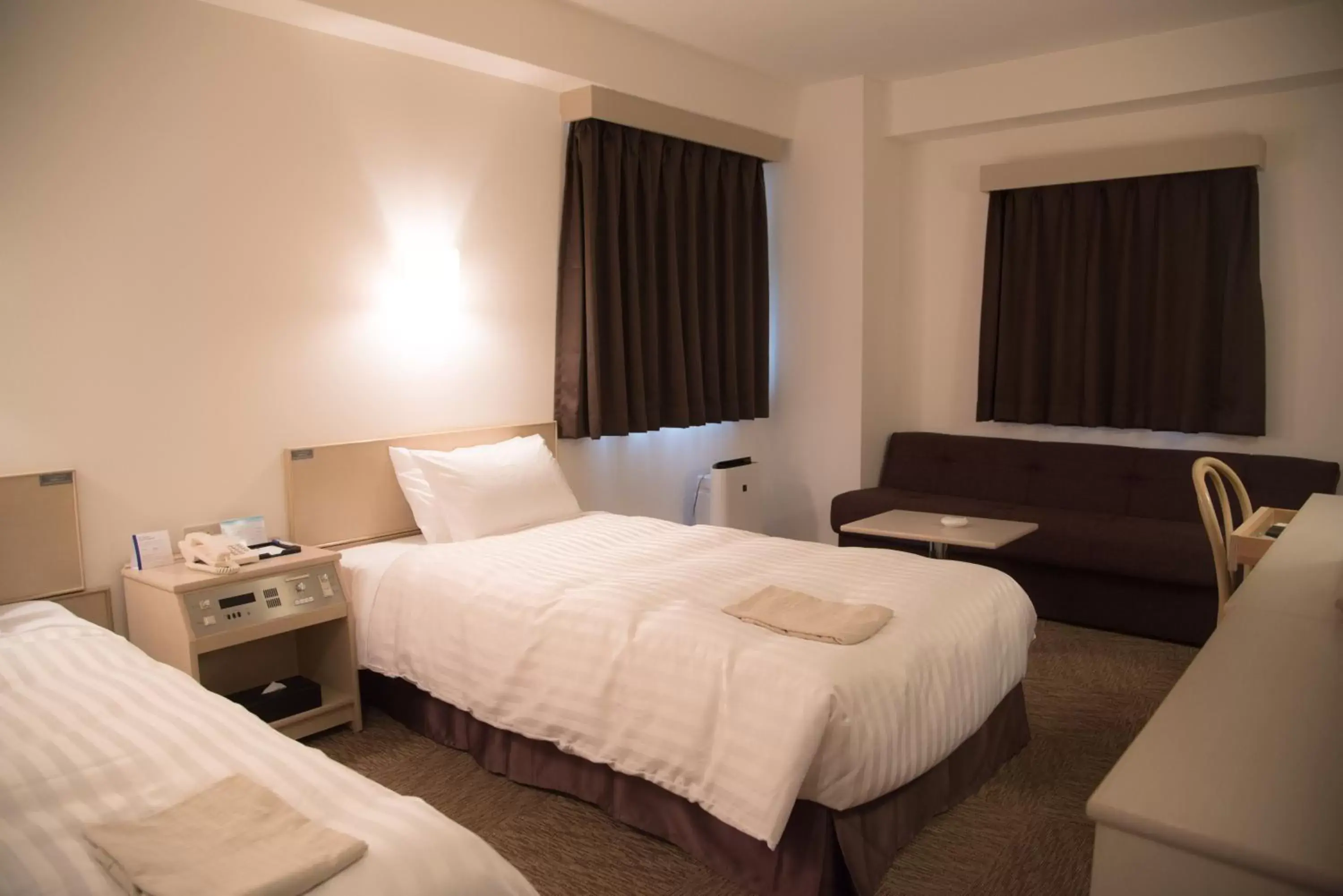 Photo of the whole room, Bed in Best Western Osaka Tsukamoto