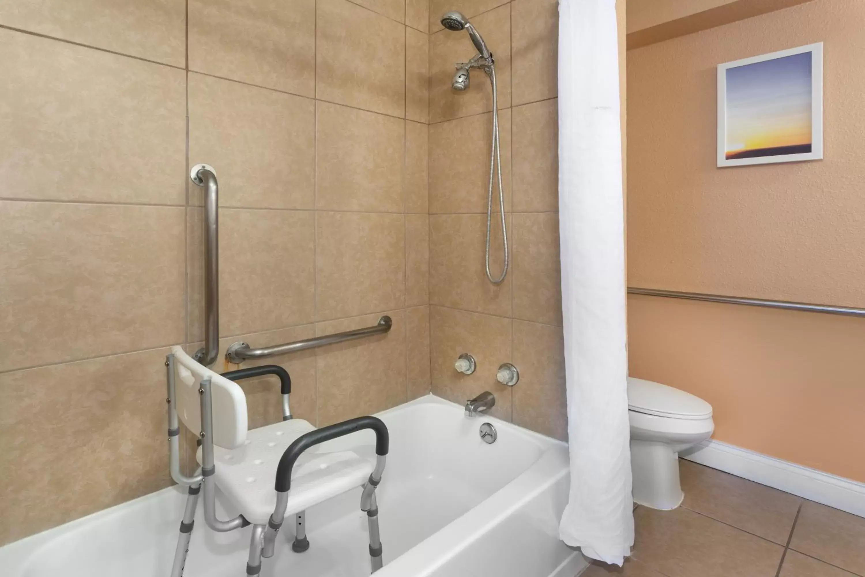 Bathroom in Days Inn & Suites by Wyndham Clovis