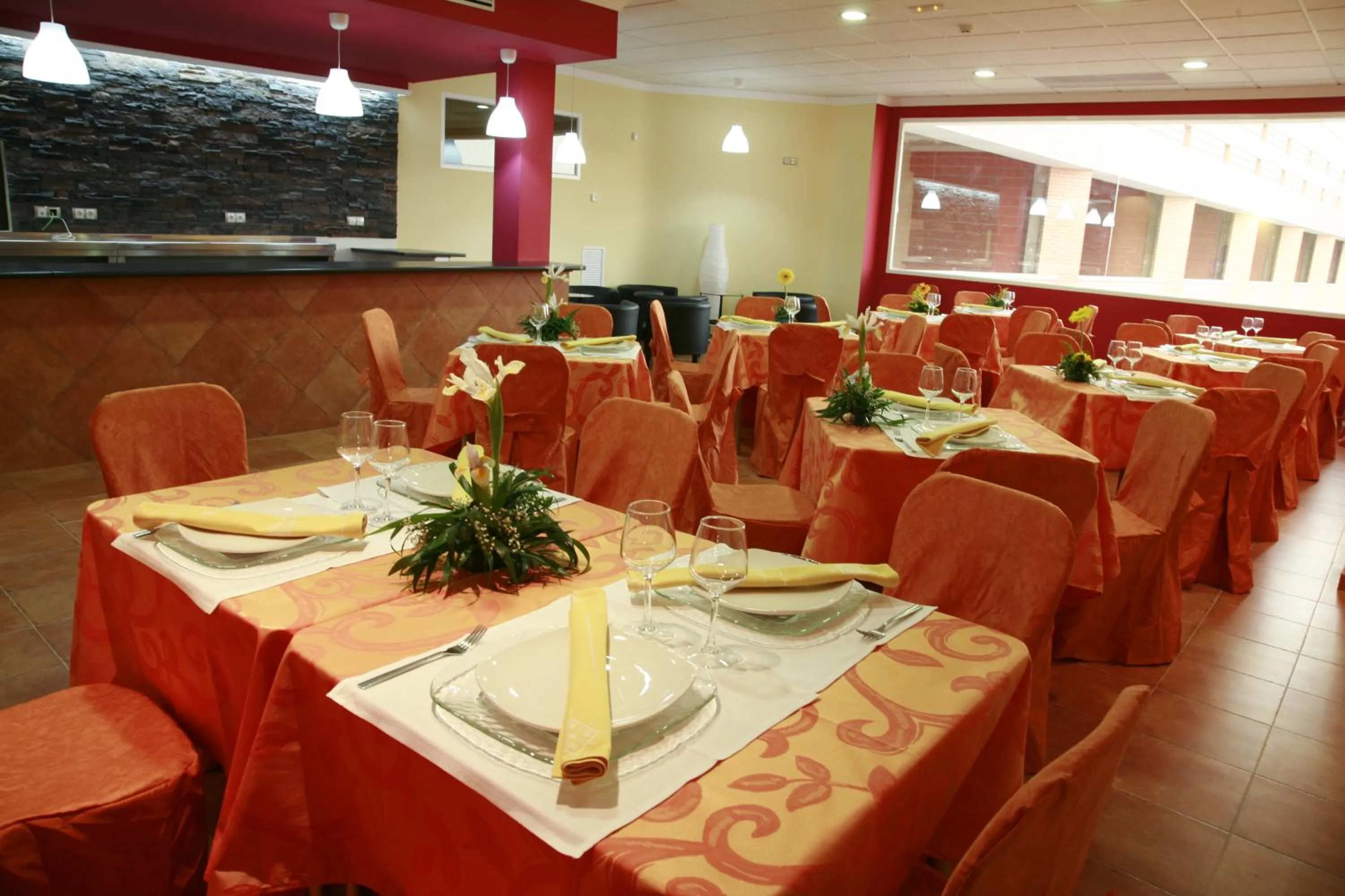 Banquet/Function facilities in HOSTAL EL POLIGONO