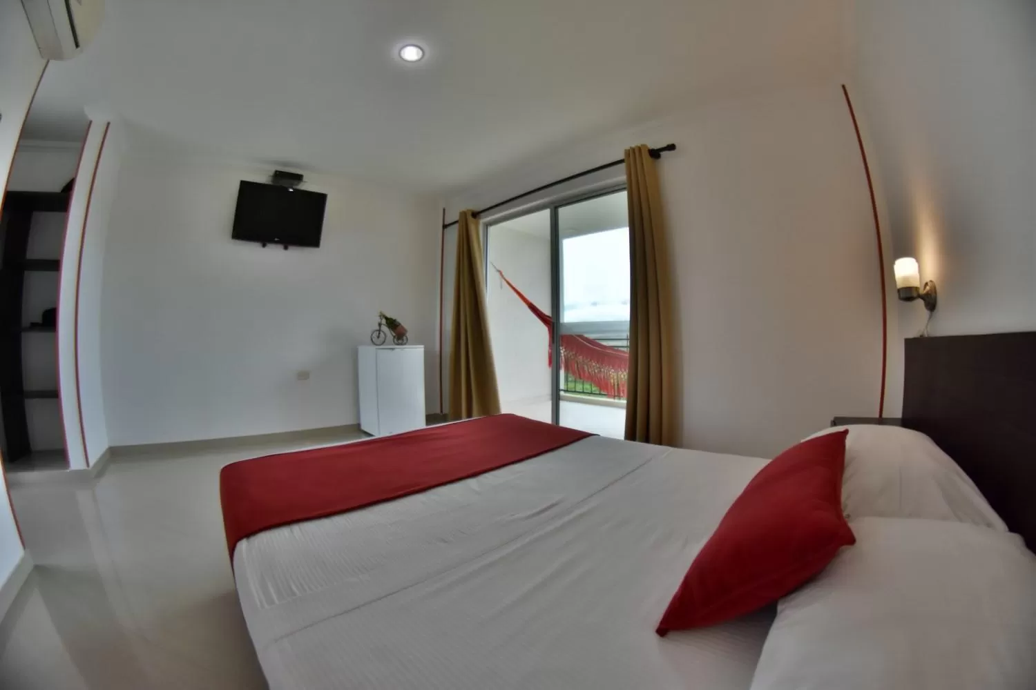 Hotel Montserrat Plaza