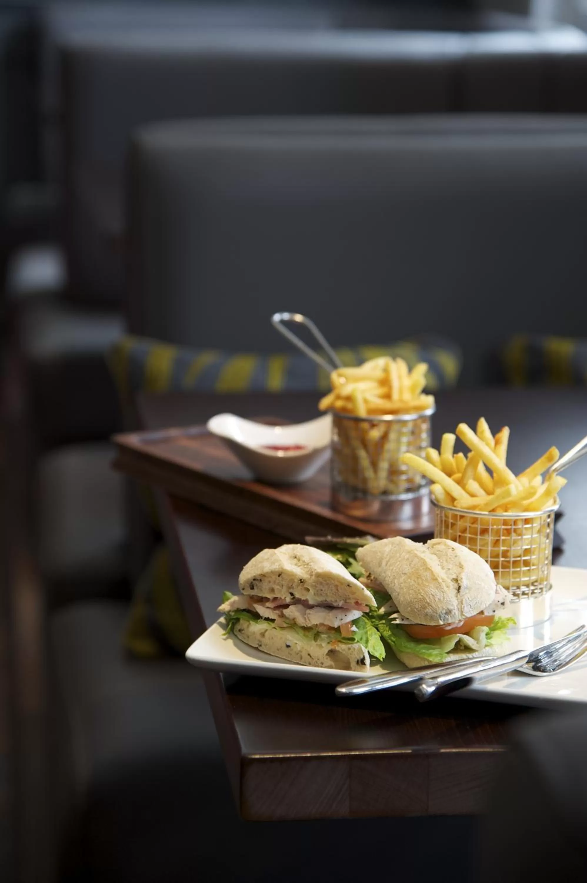 Food close-up in London Bridge Hotel