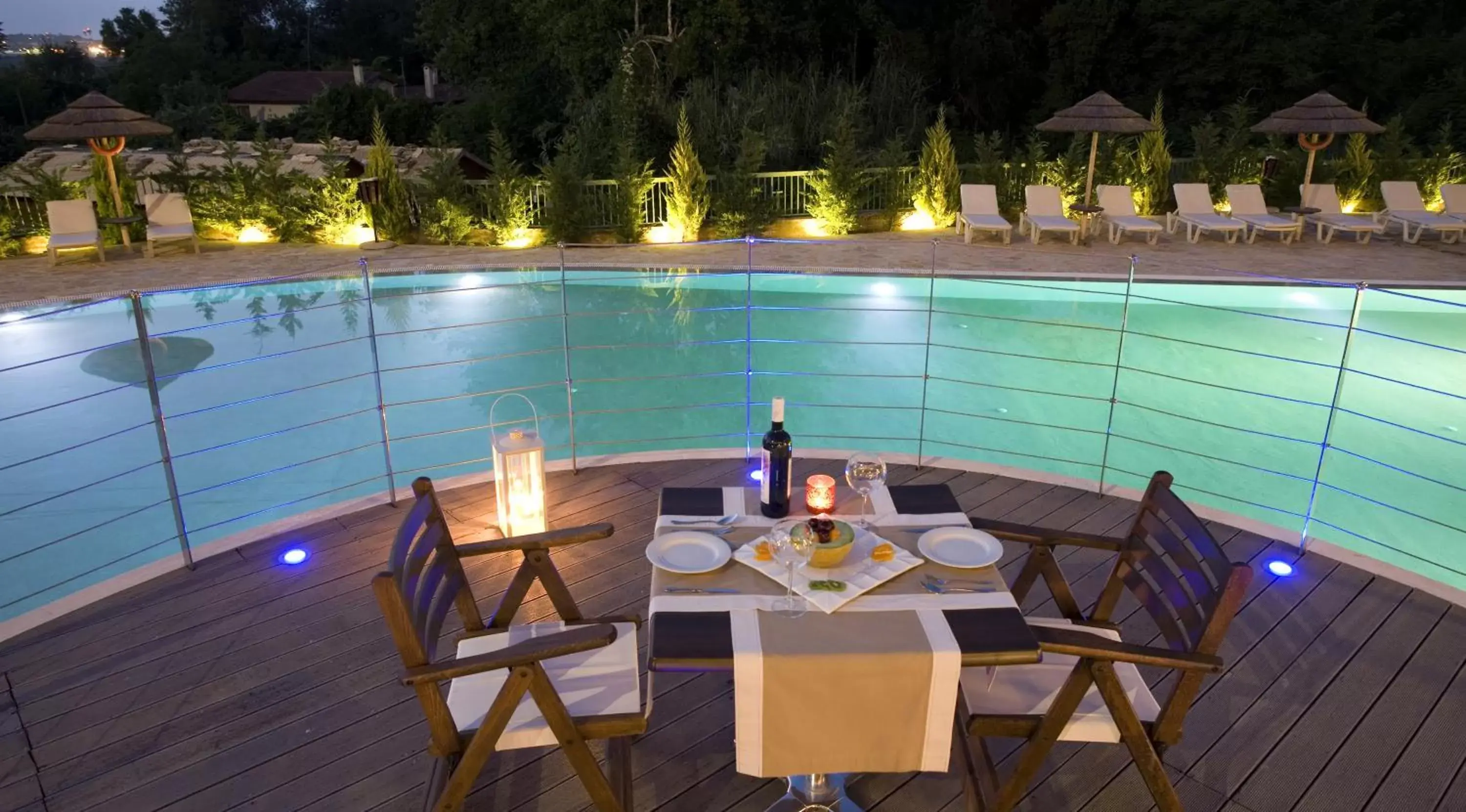 Restaurant/places to eat, Swimming Pool in Ariti Grand Hotel