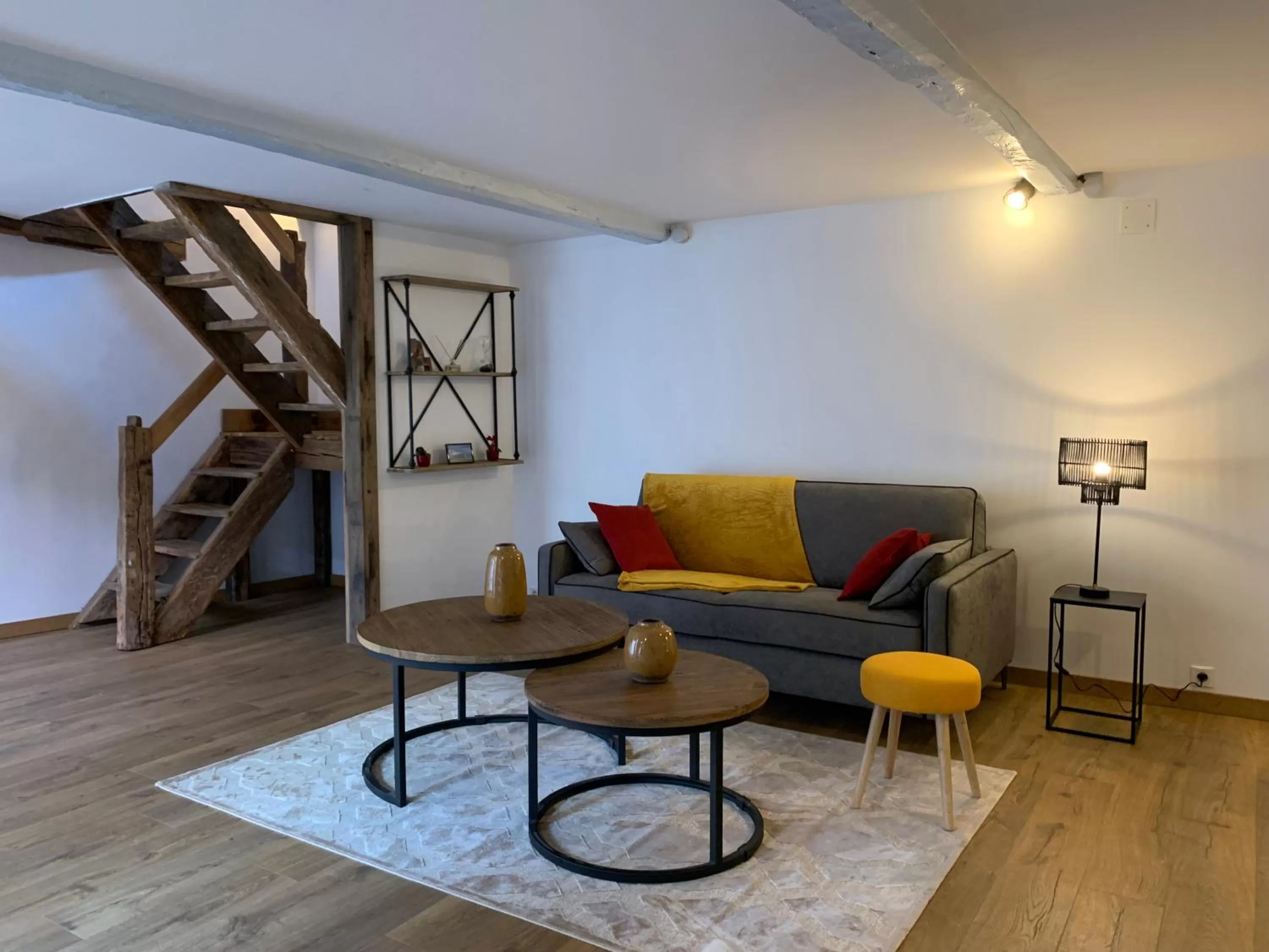 Living room in L'Ecole des Demoiselles