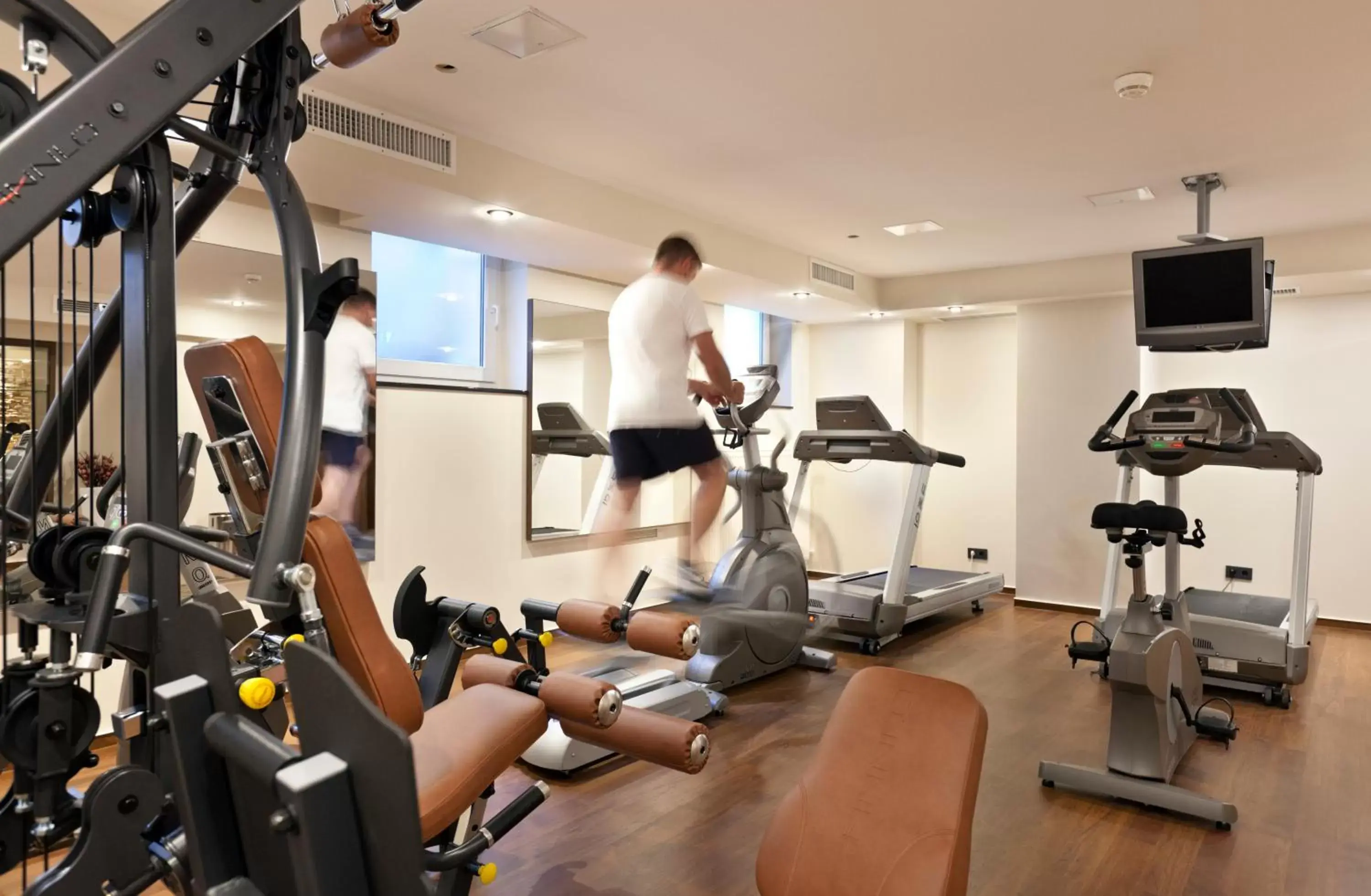 Fitness centre/facilities, Fitness Center/Facilities in Flemings Hotel Frankfurt Main-Riverside
