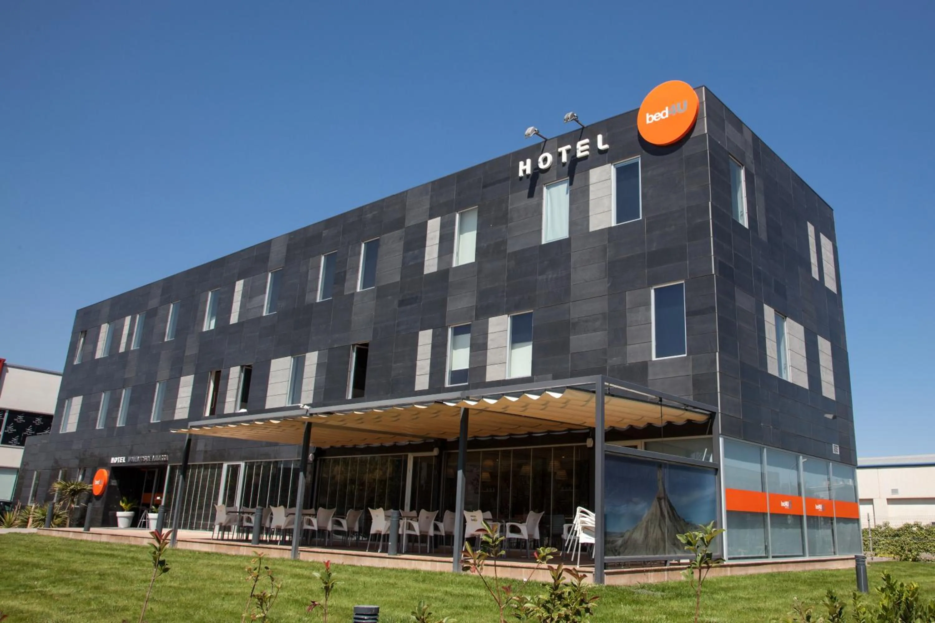 Property building in Hotel Bed4U Tudela