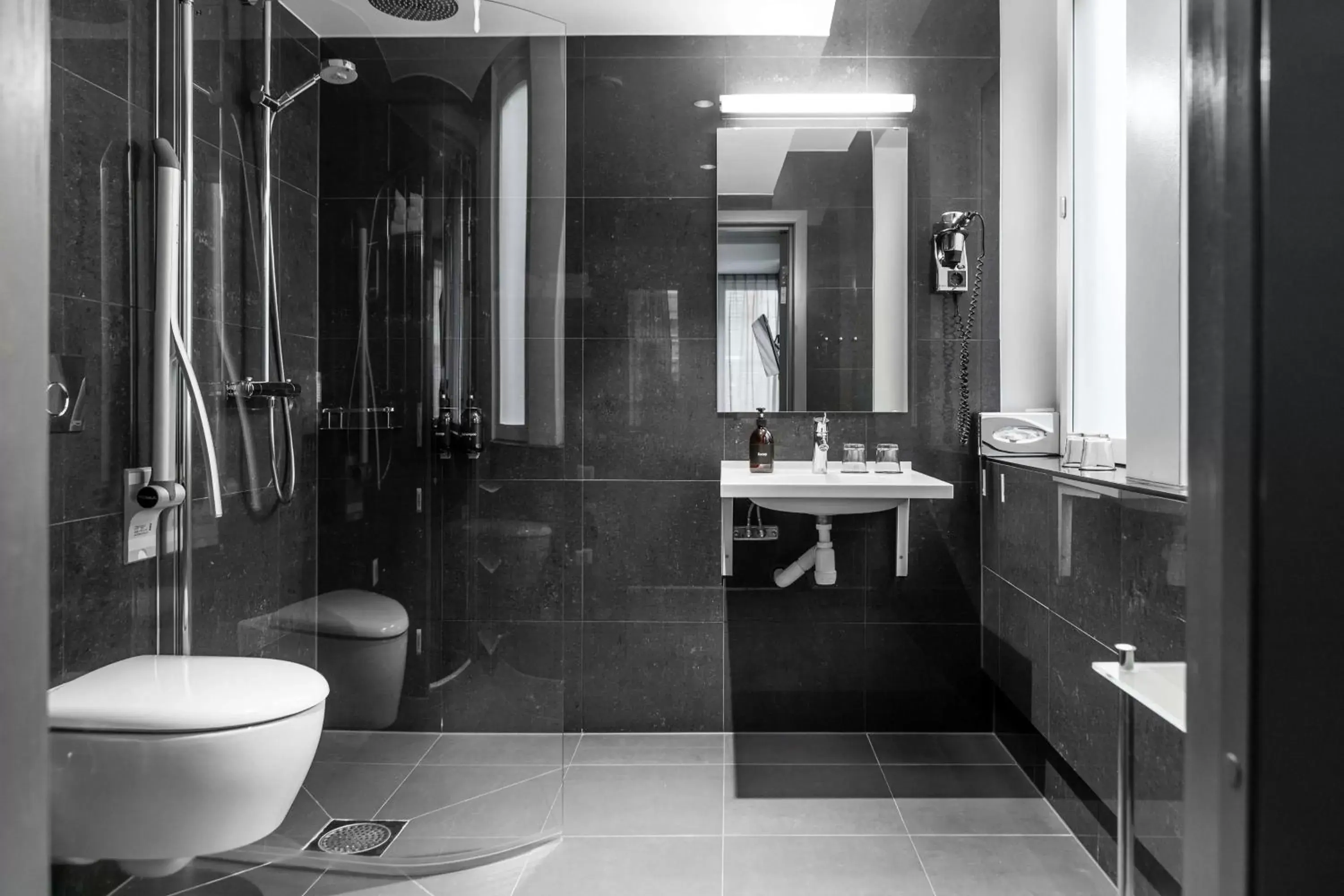 Photo of the whole room, Bathroom in Best Western and hotel