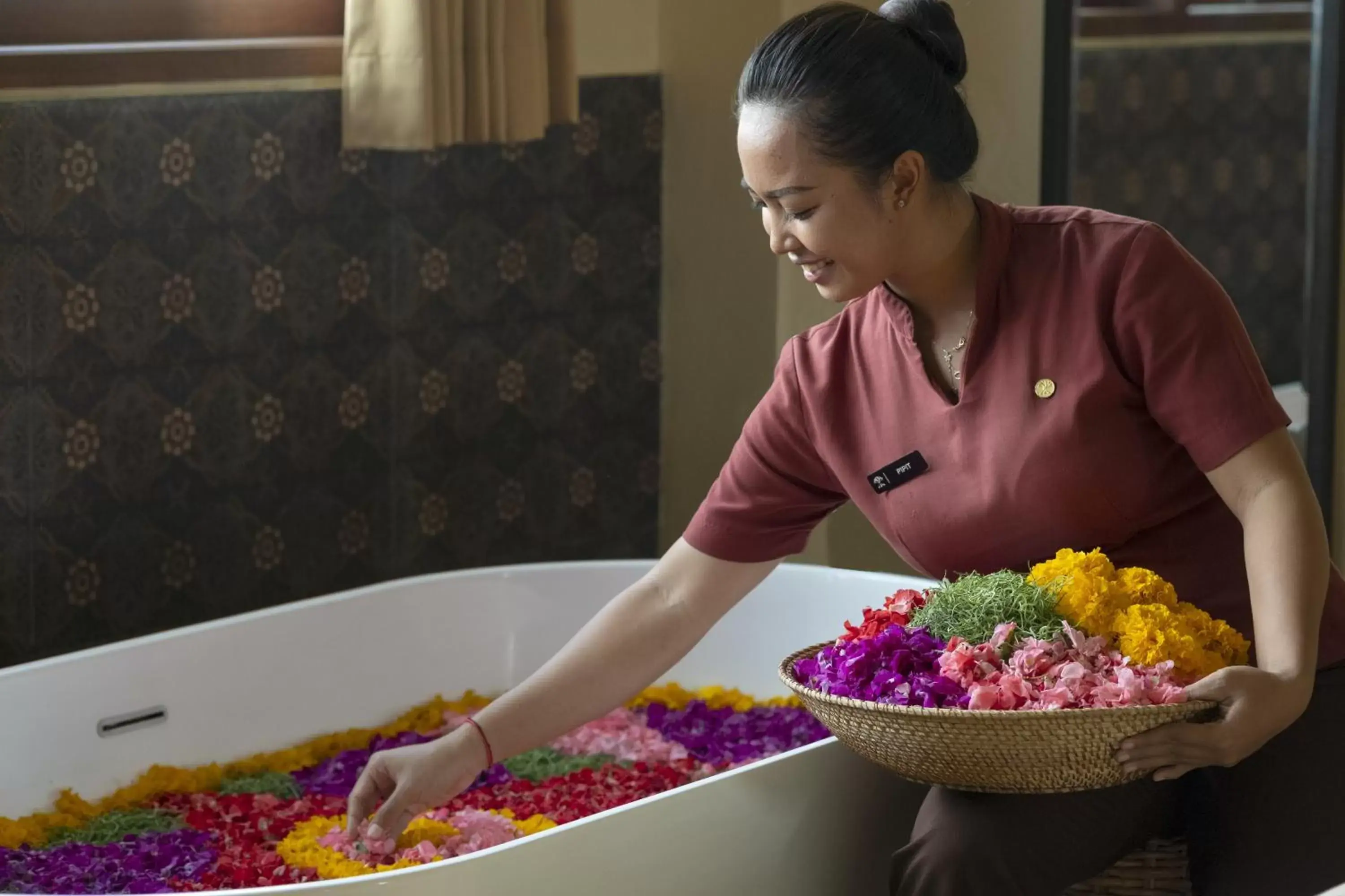 Spa and wellness centre/facilities in Adiwana Resort Jembawan Spa and wellness centre/facilities in Adiwana Resort Jembawan