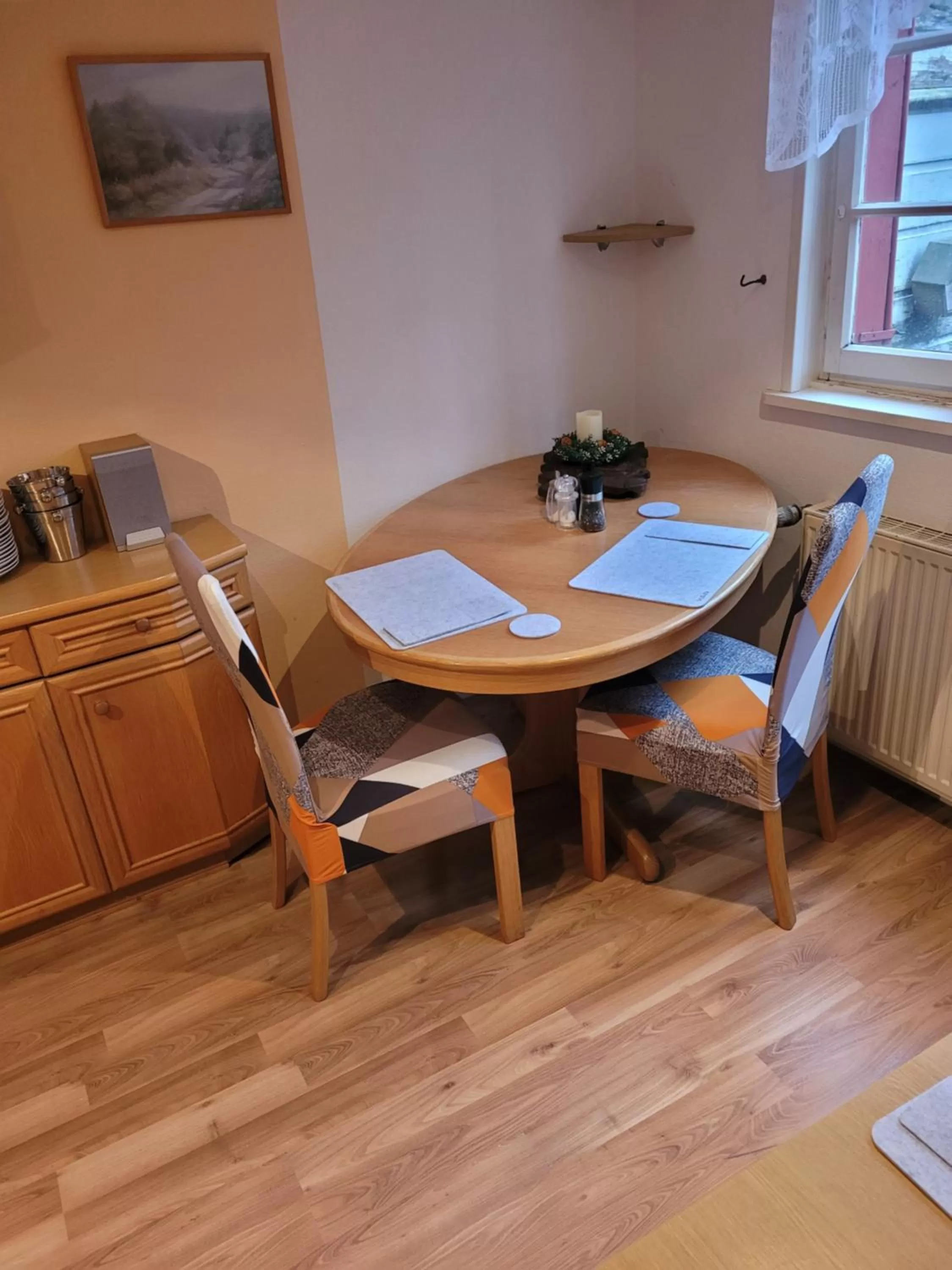 Dining Area in Gästehaus Luise