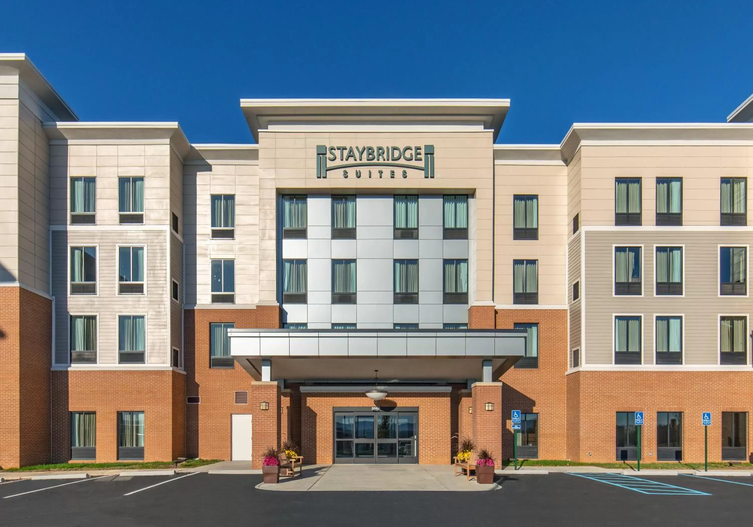 Property Building in Staybridge Suites Charlottesville Airport, an IHG Hotel