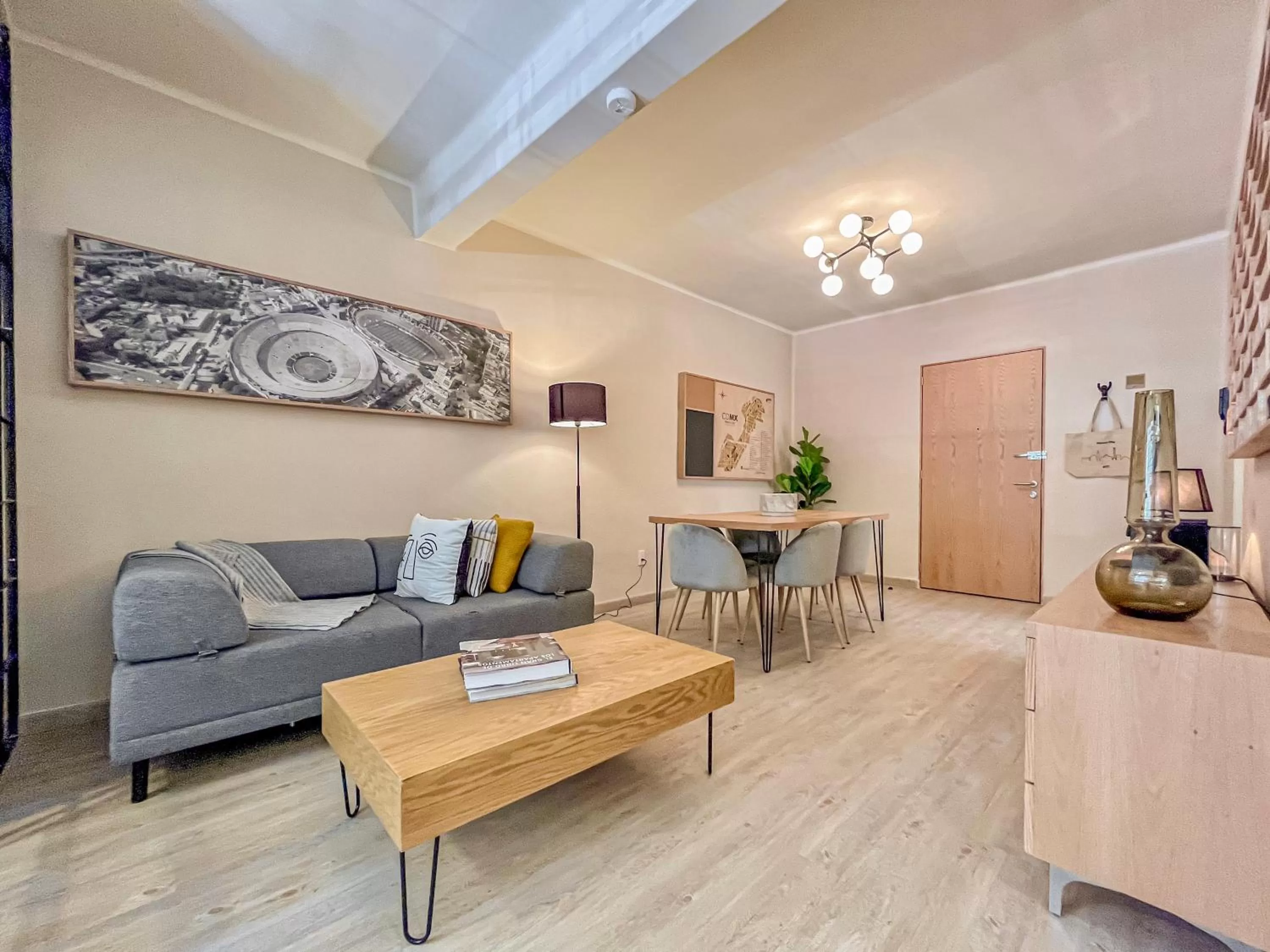 Living room in Mi Zona Lodging WTC