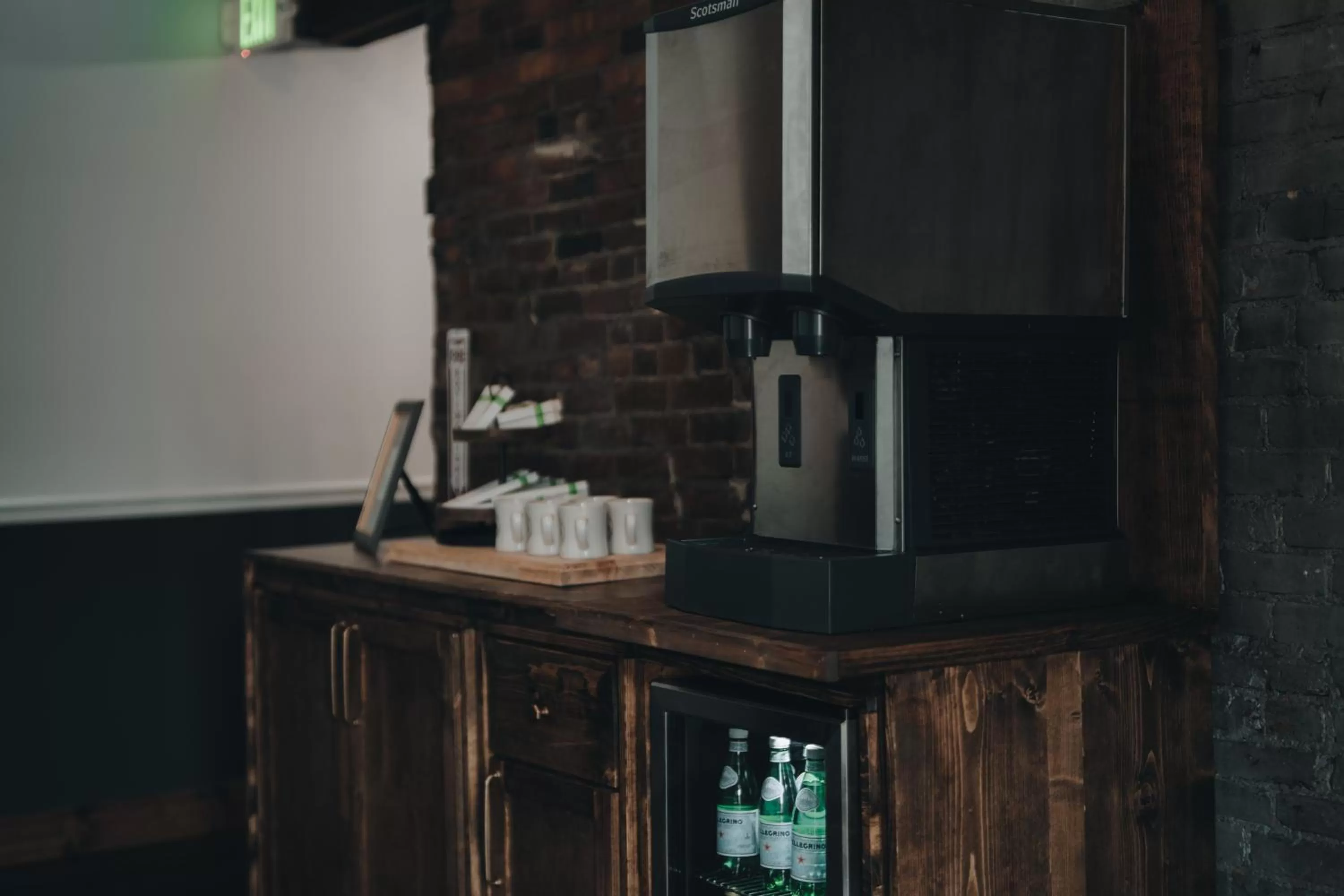 oven in The Chandler Hotel