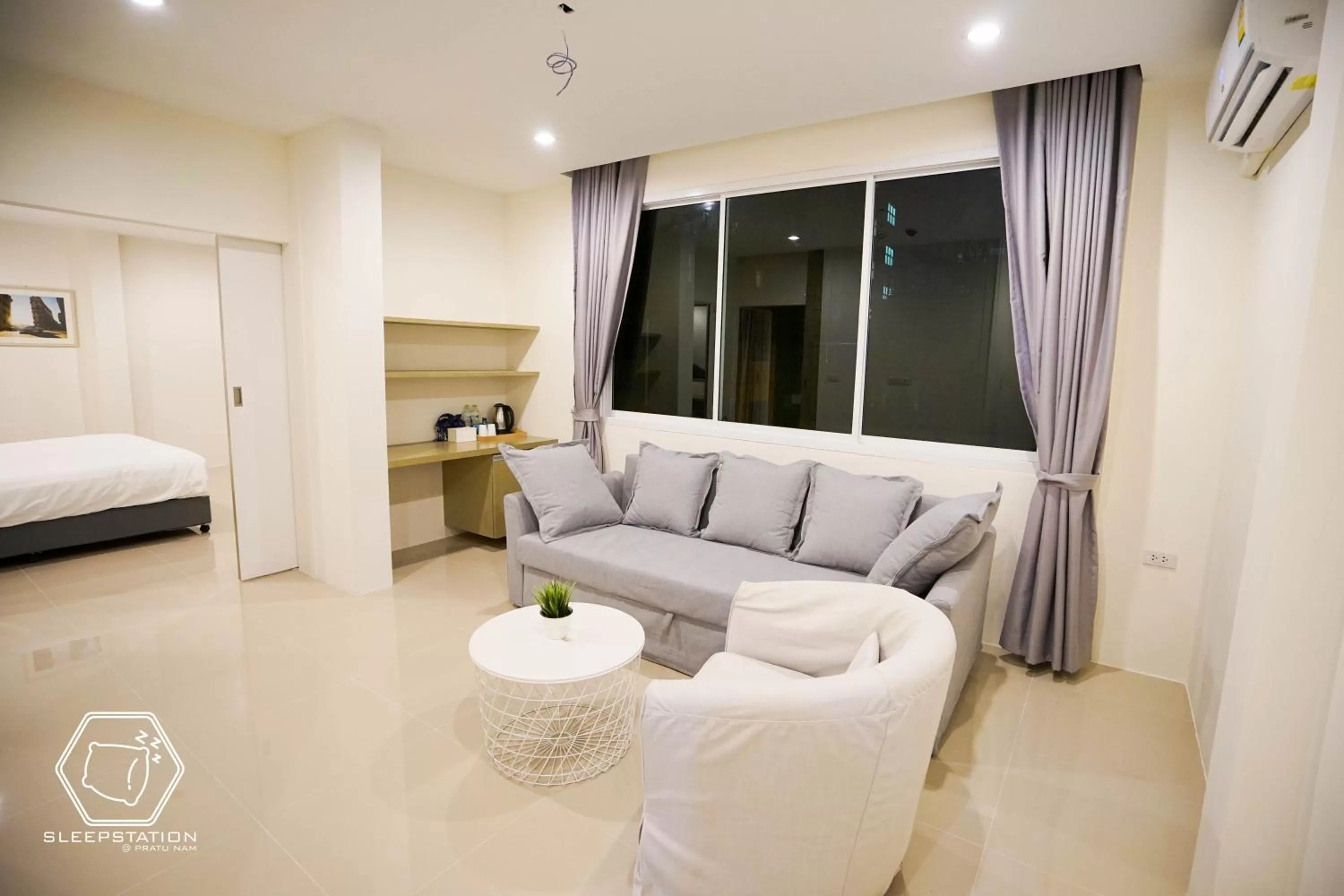 Bed in Sleepstation at Pratunam