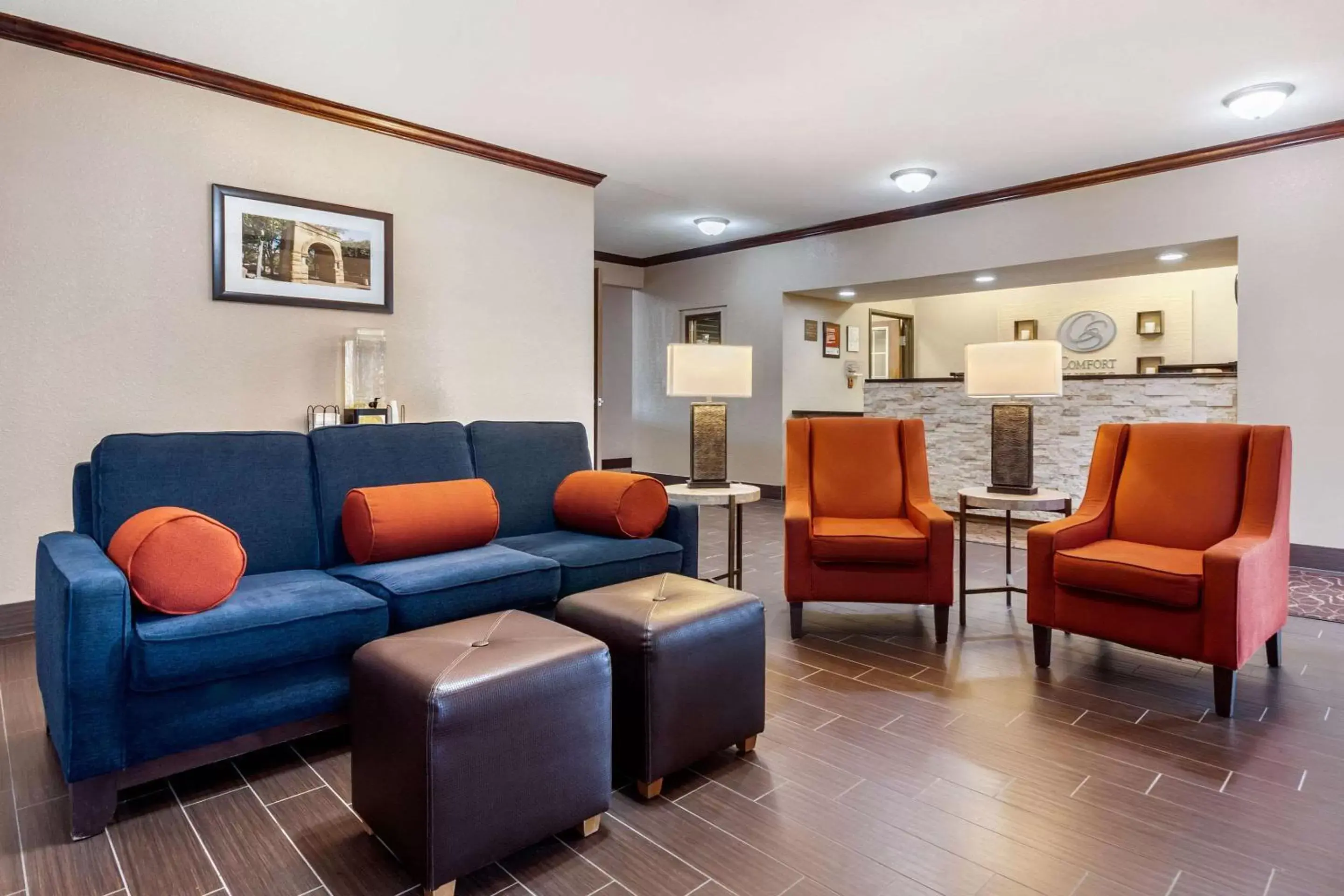 Lobby or reception, Seating Area in Comfort Suites Omaha East-Council Bluffs