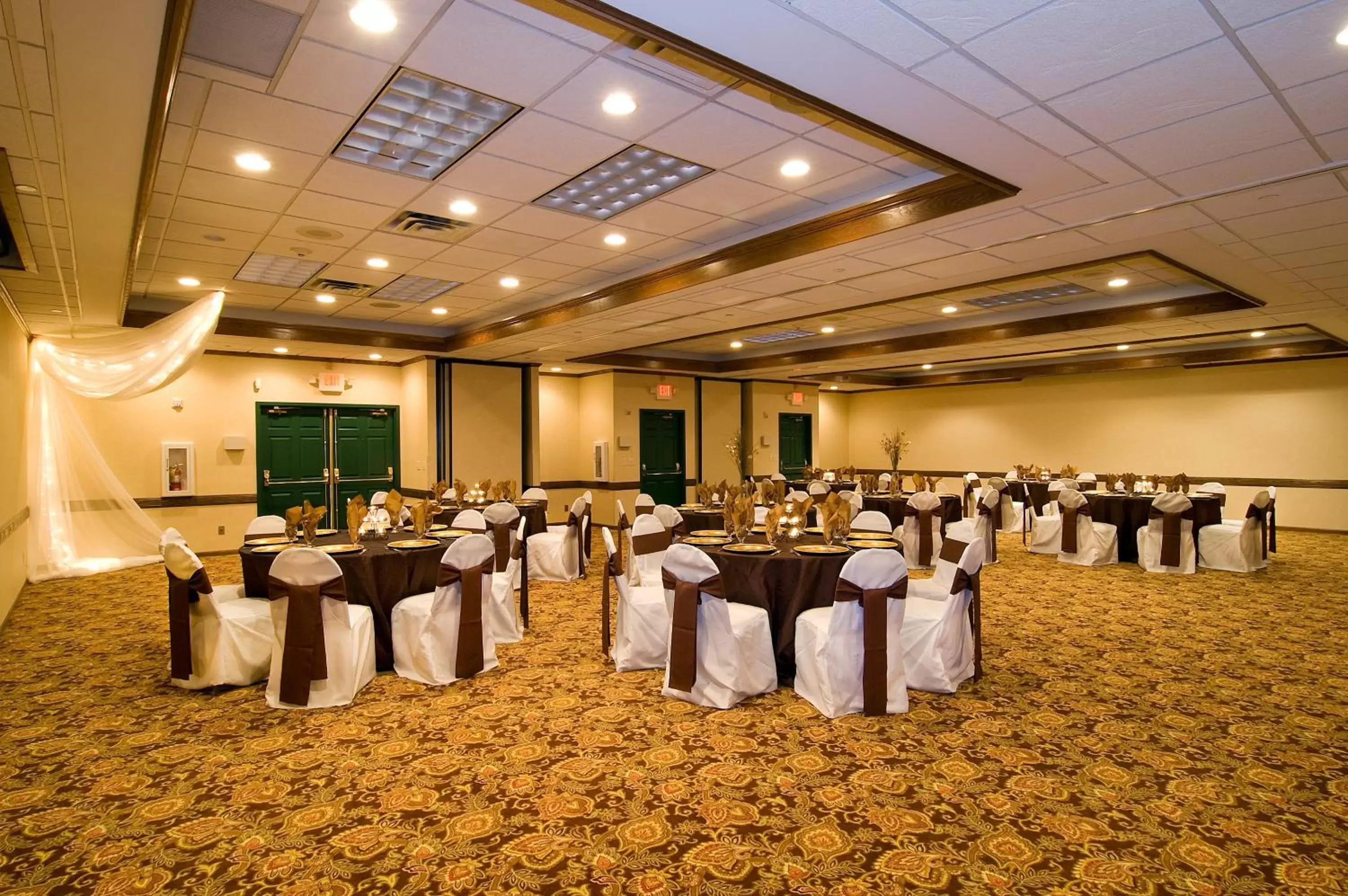 Business facilities, Banquet Facilities in Country Inn & Suites by Radisson, Chanhassen, MN