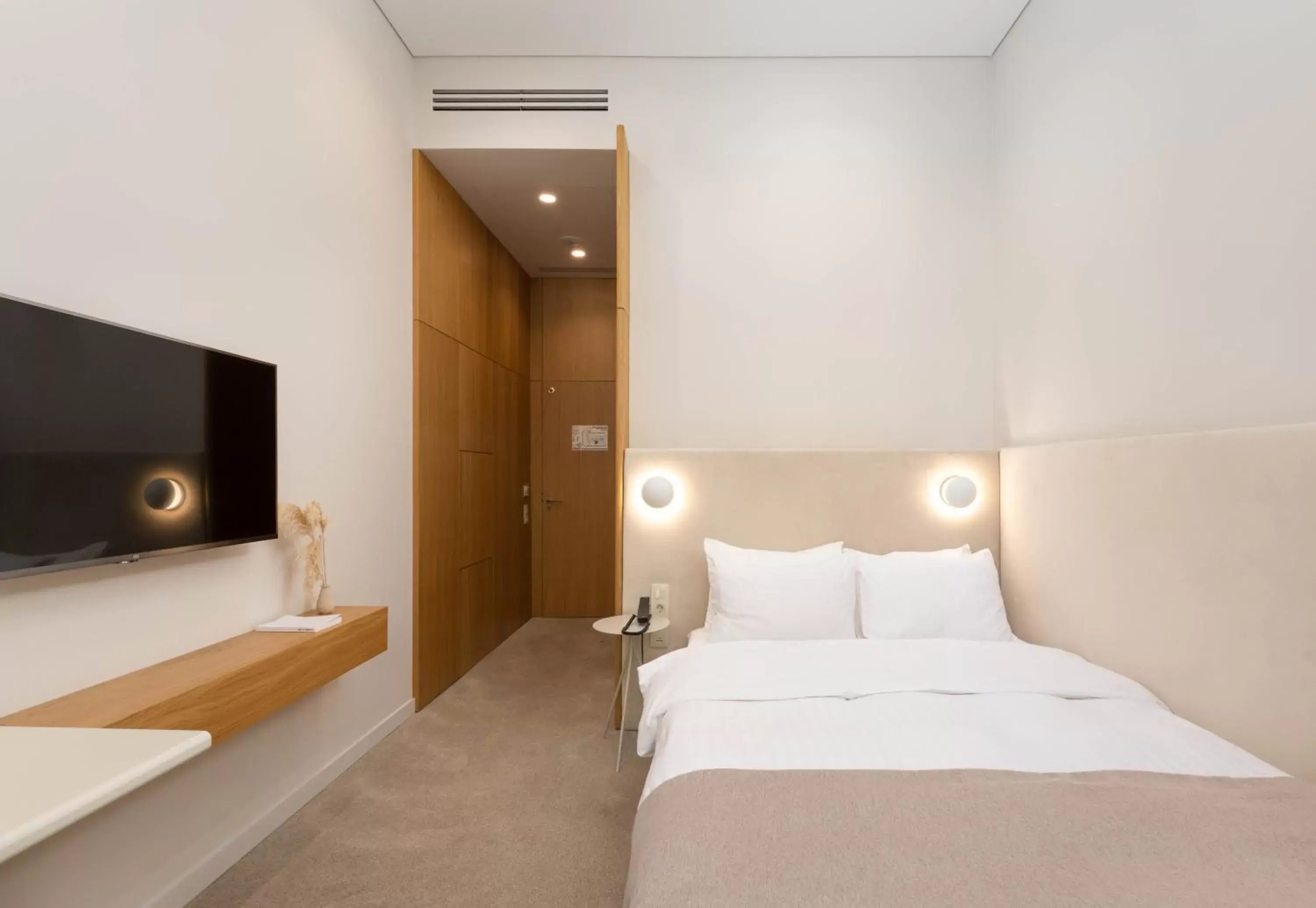 Queen Room with Balcony in Sophia Hotel Kyiv Queen Room with Balcony in Sophia Hotel Kyiv