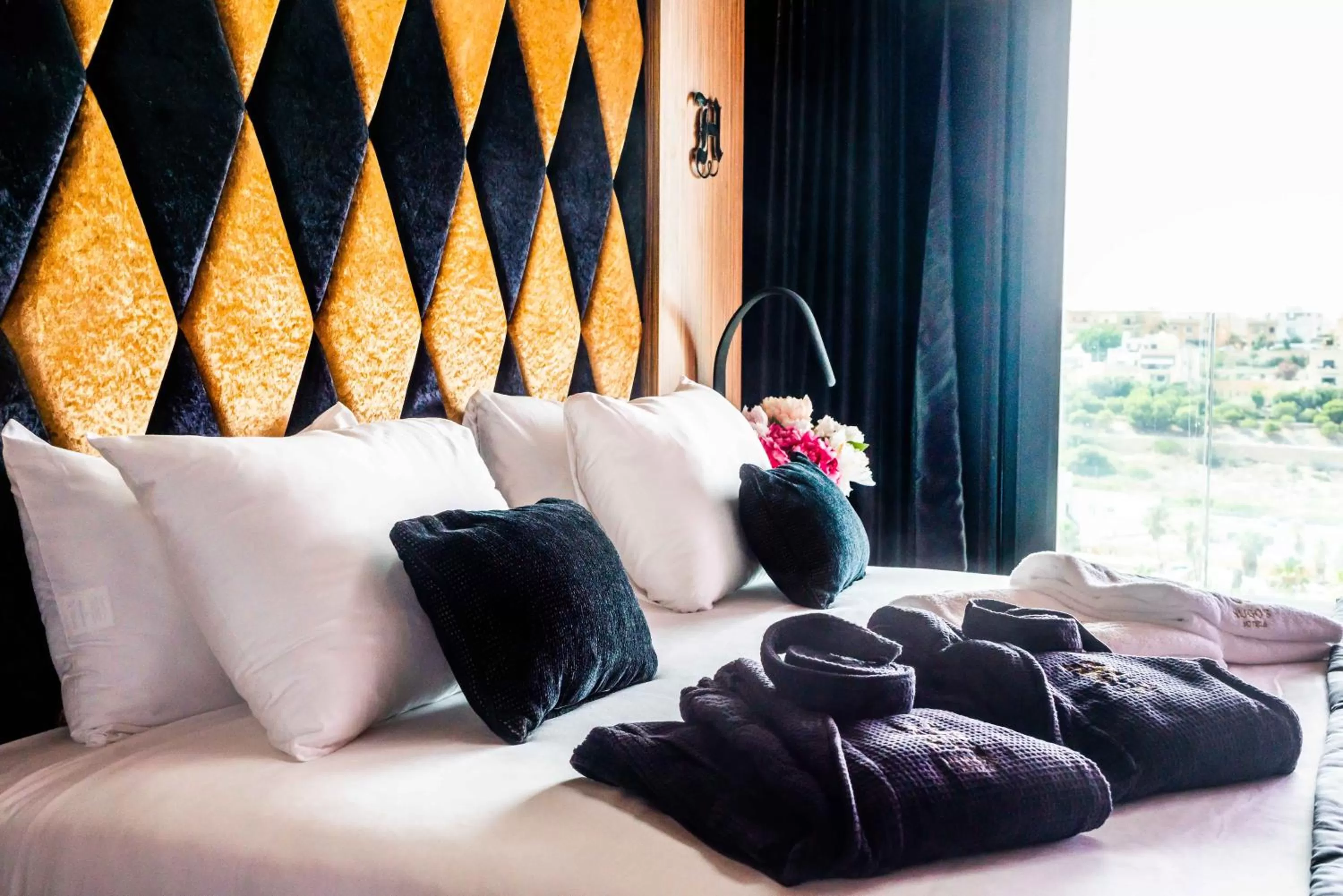 Decorative detail, Bed in H Hotel & SPA - Adults Only