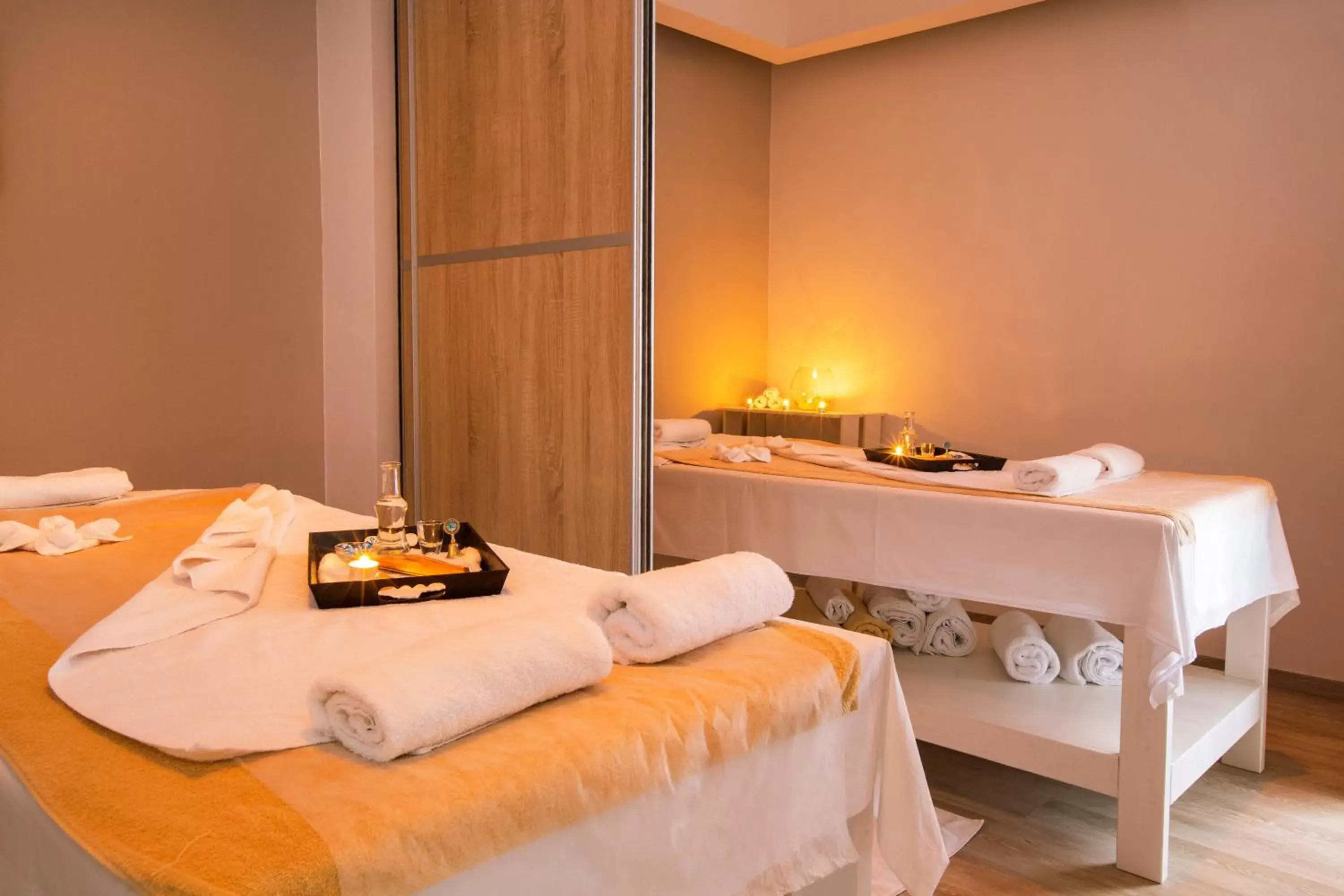 Massage, Bed in Aquila Atlantis Hotel