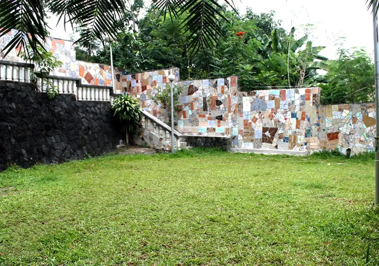 Garden in Altaroca Mountain Resort Antipolo