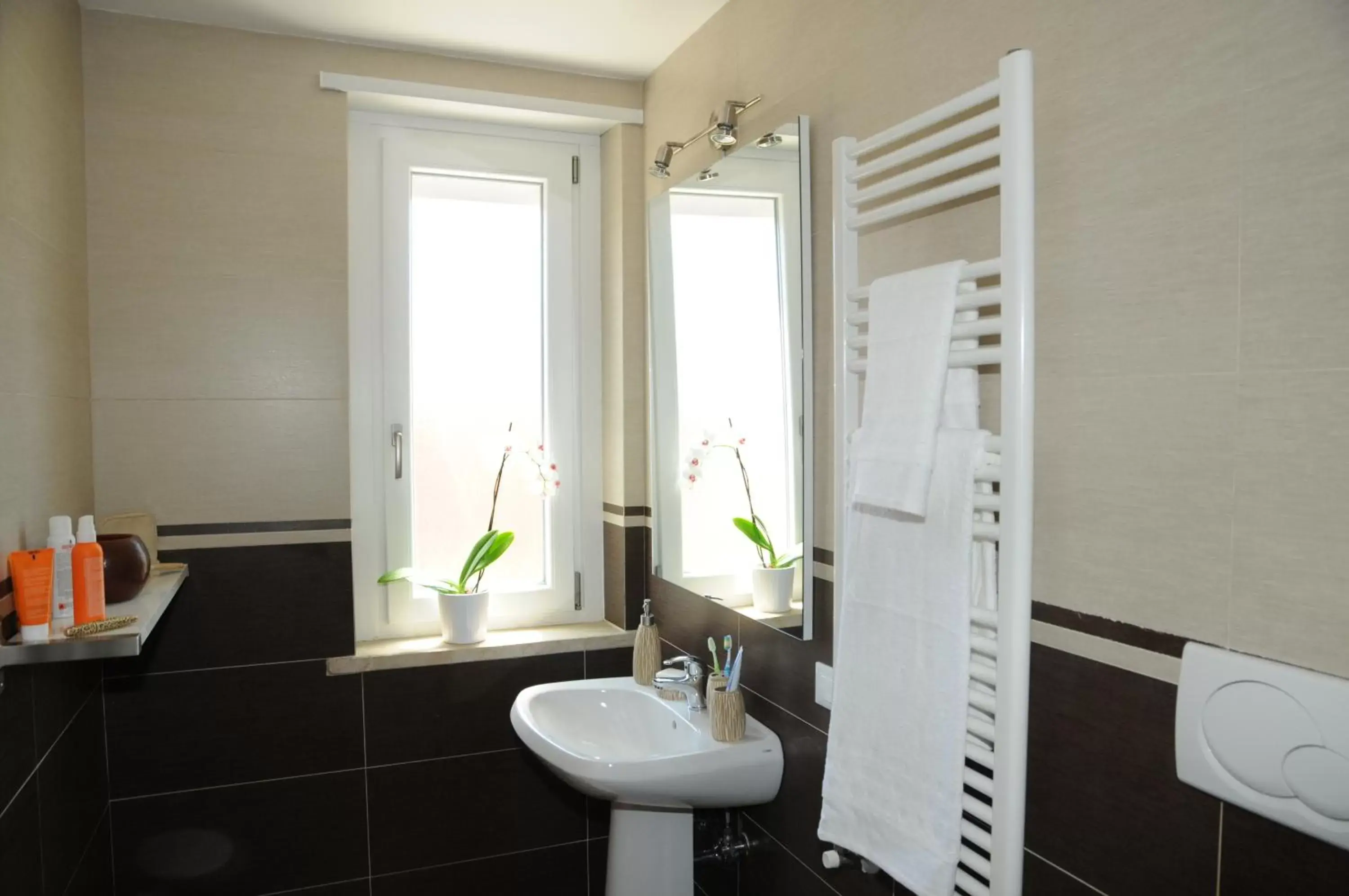 Bathroom in Isa Residence Fiumicino Airport