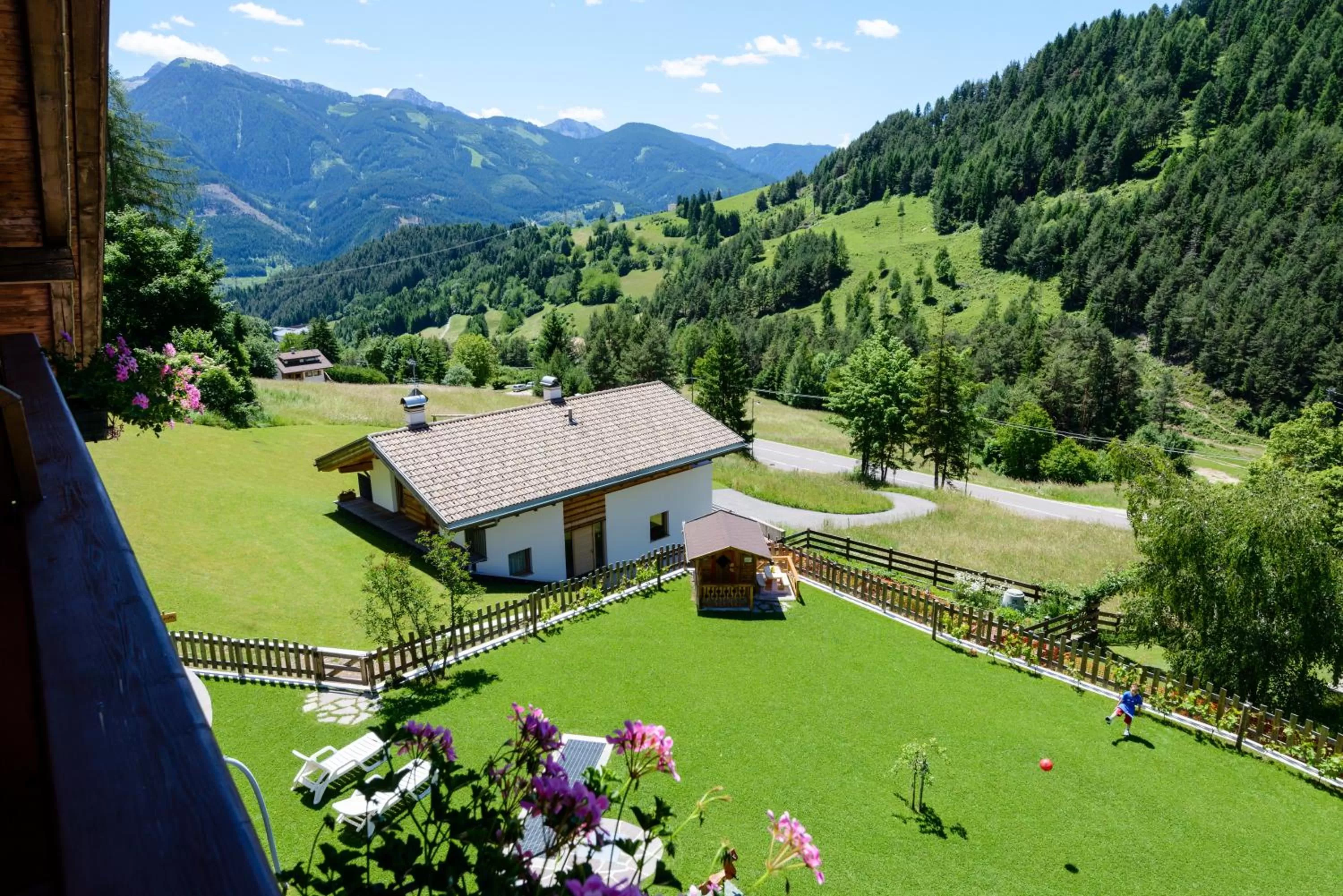 Garden in FORESTO - holiday apartments